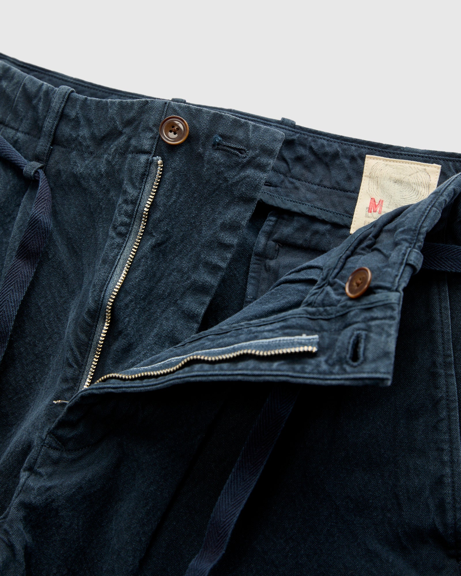 10oz Canvas 2Tuck Tapered Pants in Logwood - Image 7