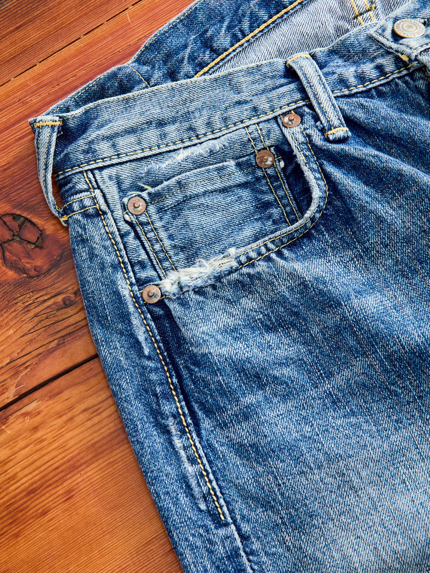 1110 "Dartford" 13.75oz Selvedge Denim - Tapered Fit - Image 4
