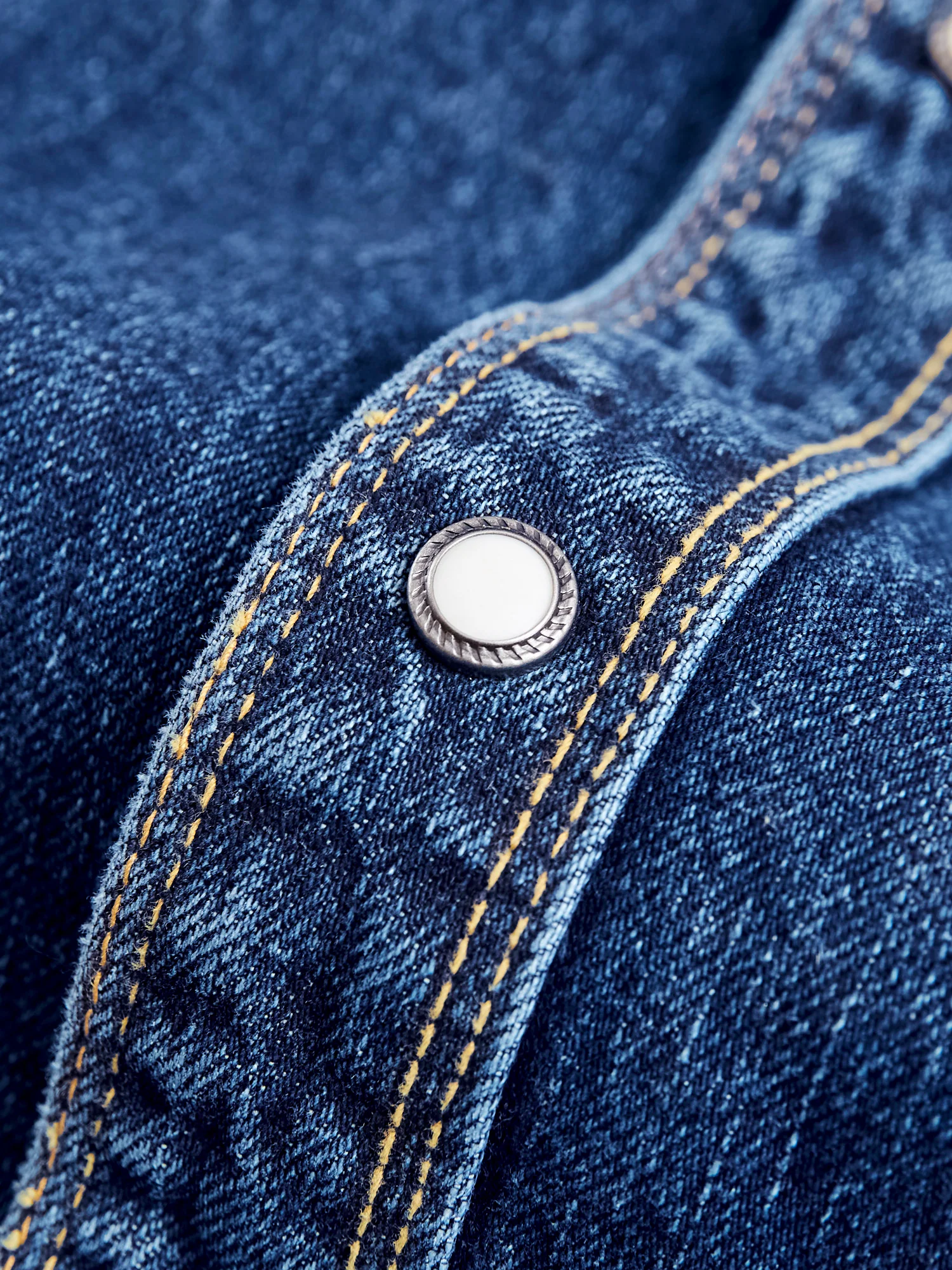 11oz Selvedge Western Shirt in Washed Indigo - Image 6