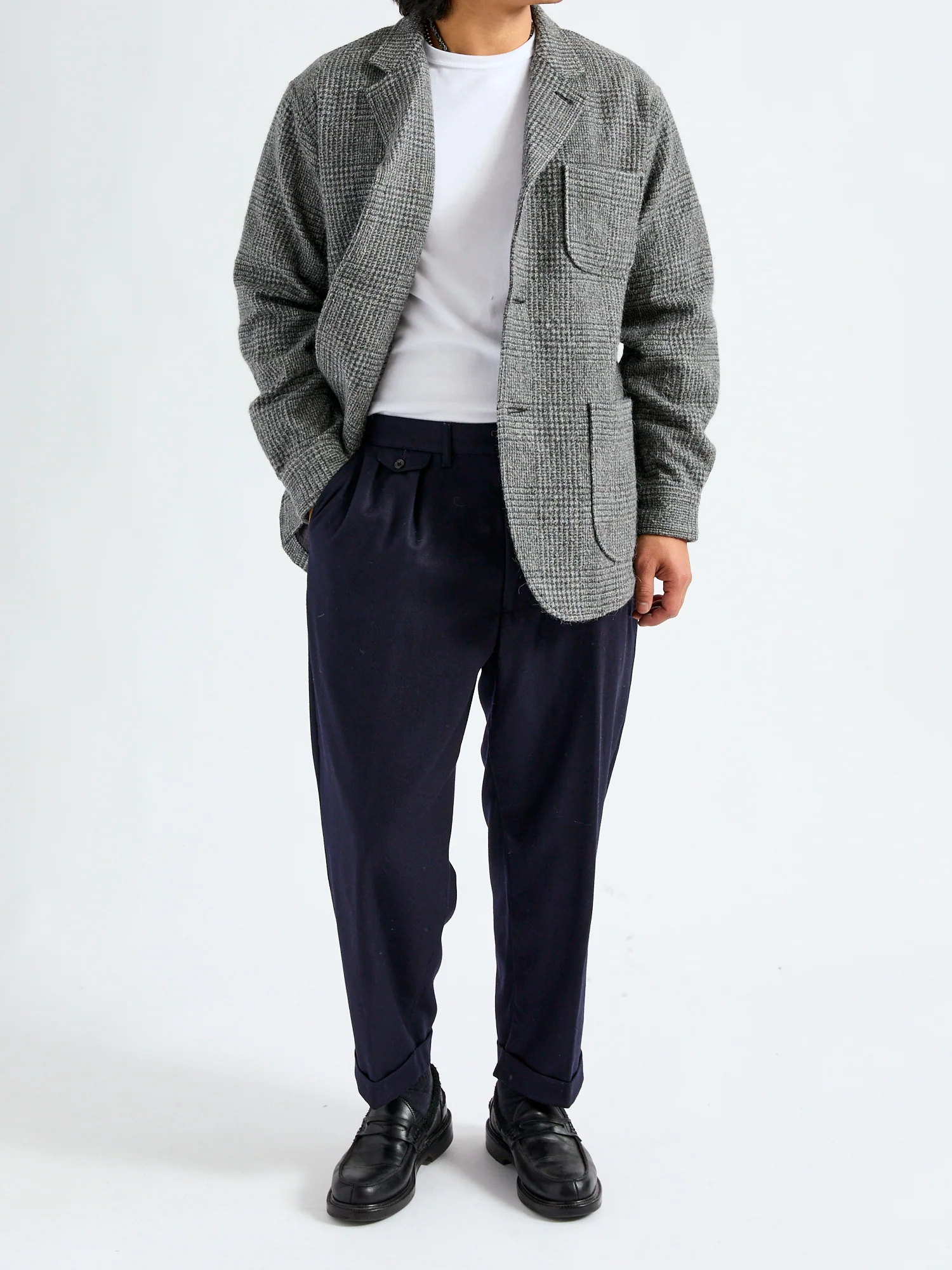 2-Pleat Flannel Trousers in Navy - Image 11