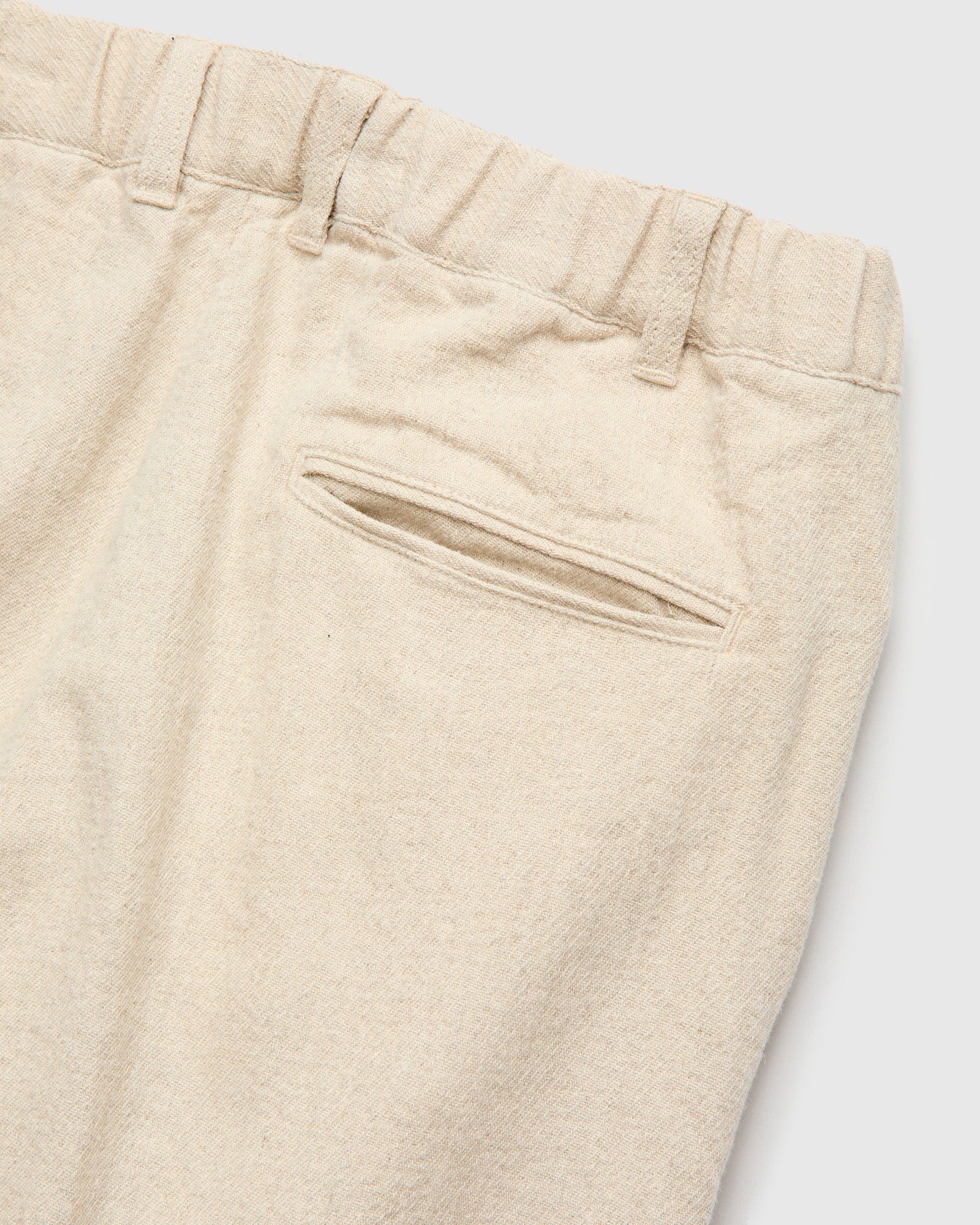 2-Pleat Linen Relax Trousers in Natural - Image 8