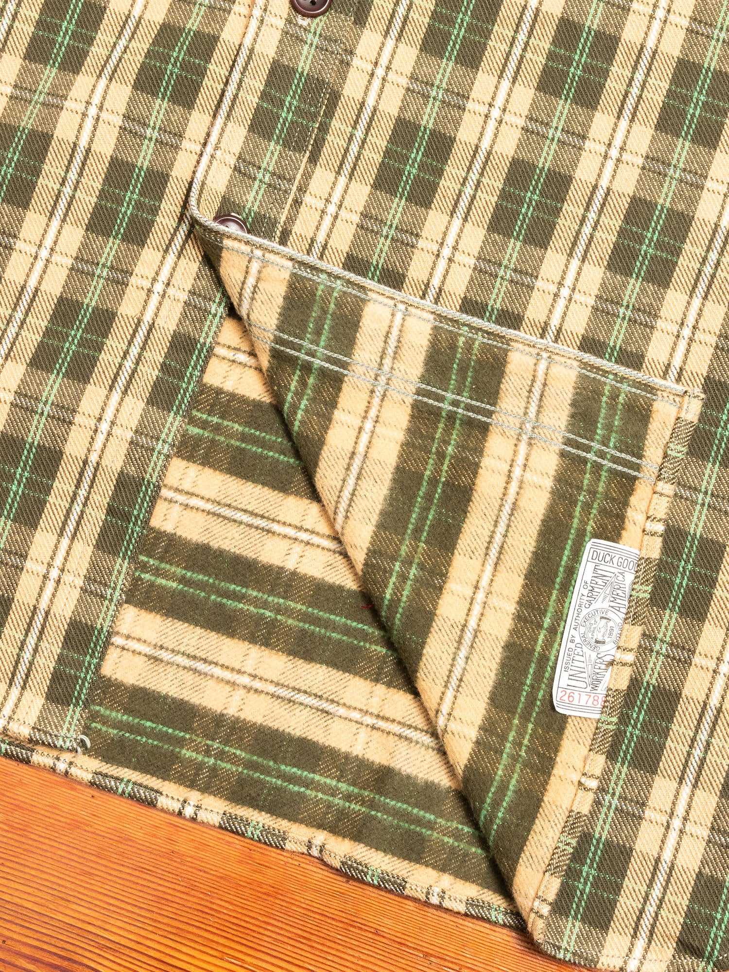 3022 Brushed Flannel Shirt in Beige - Image 8