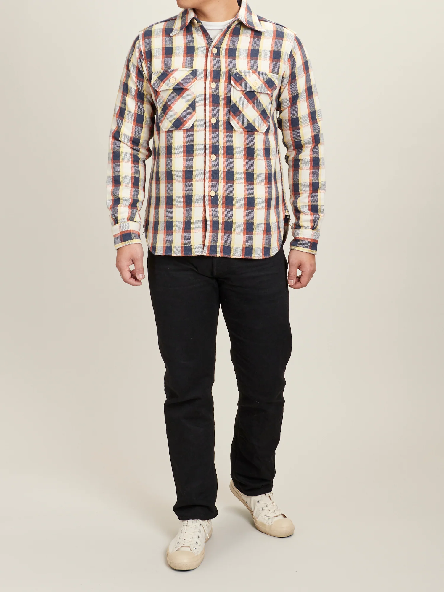3104 Plaid Check Flannel Shirt in Navy - Image 10