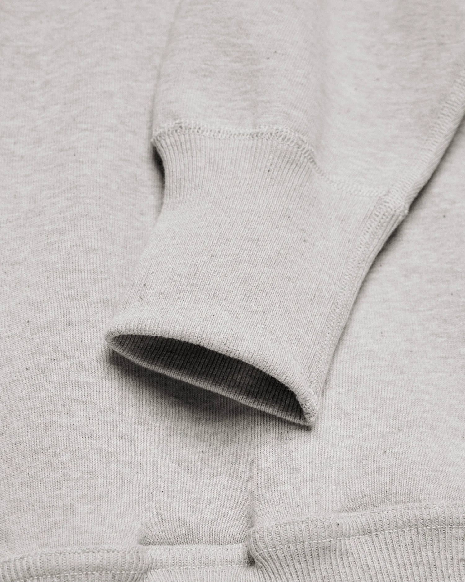 401 Loopwheel Sweatshirt in Heather Grey - Image 5