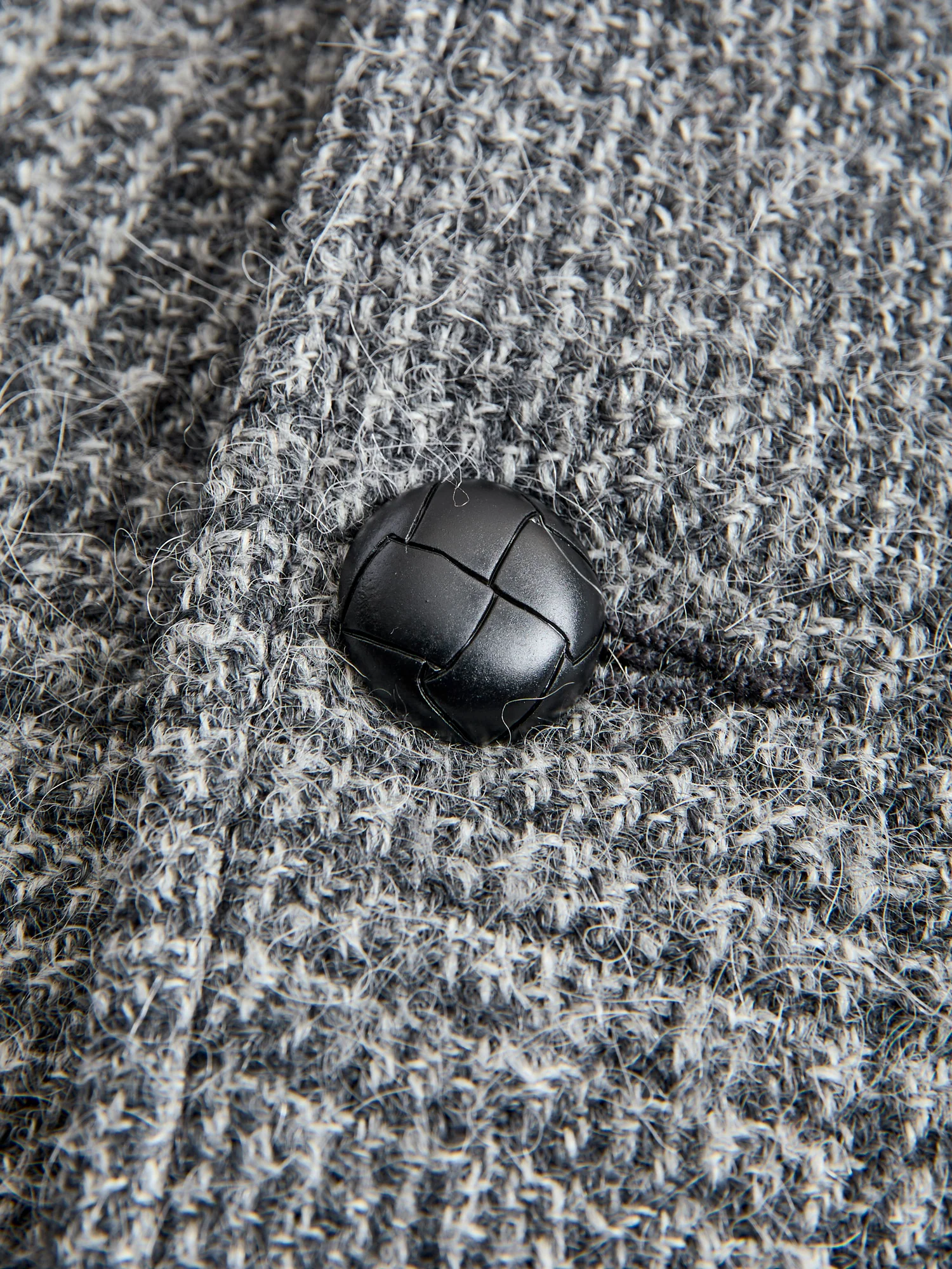 4B Cuffs Alpaca Tweed Jacket in Grey Glen Check - Image 6