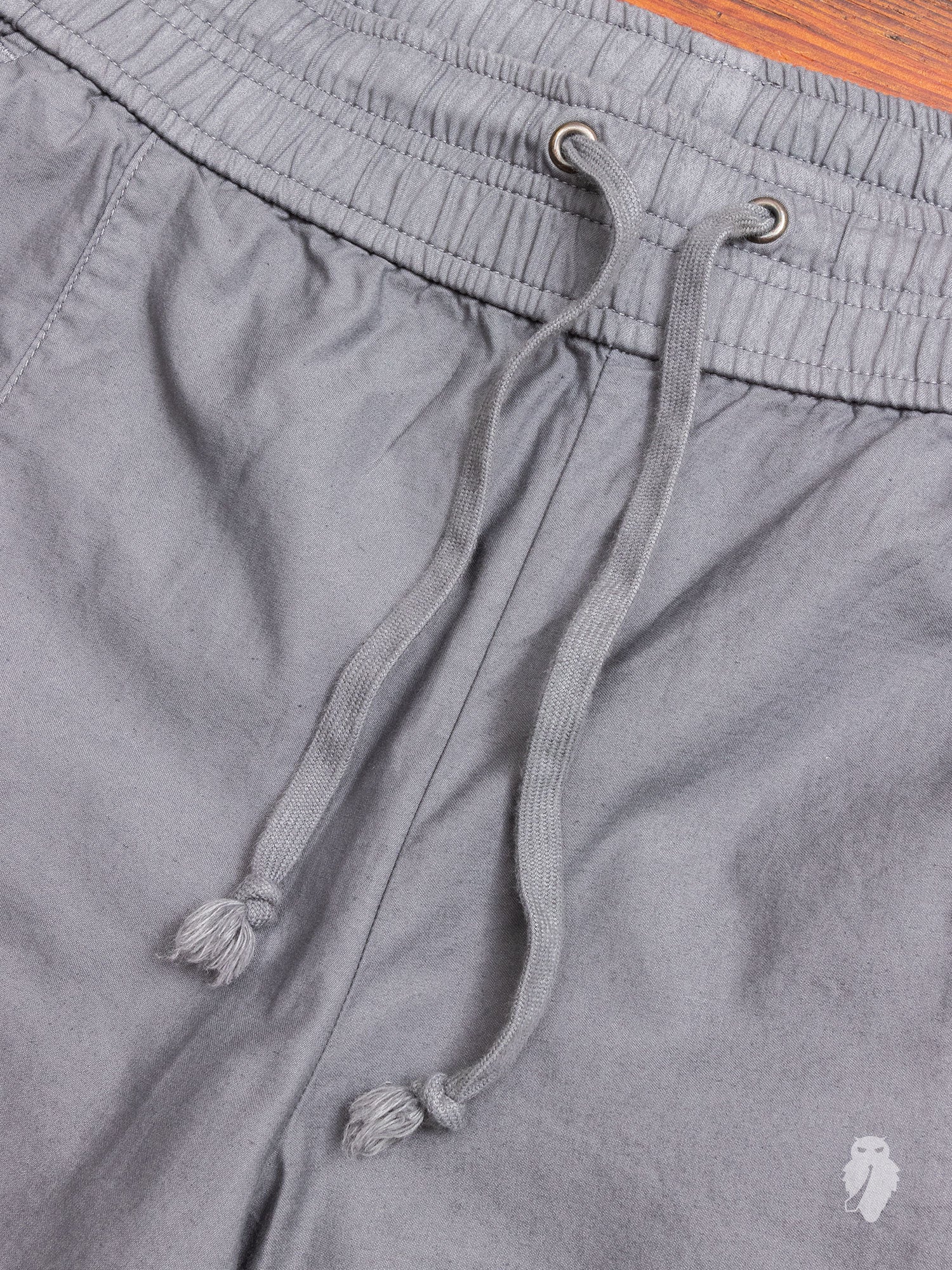 Back Sateen Cargo Pants in Charcoal - Image 5
