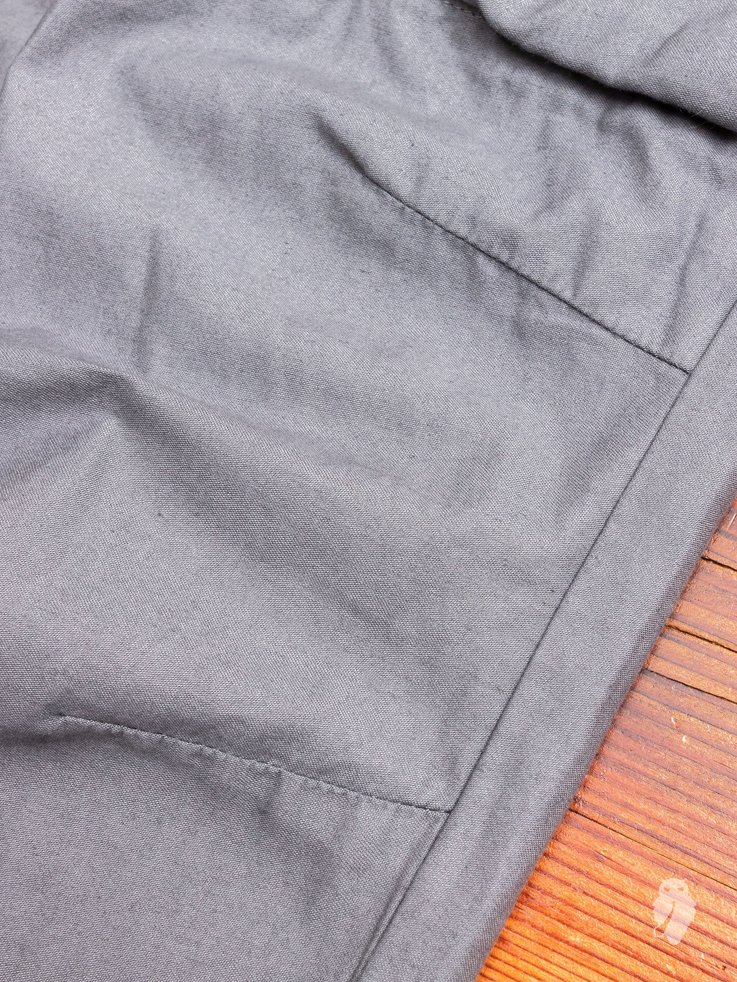 Back Sateen Cargo Pants in Charcoal - Image 7