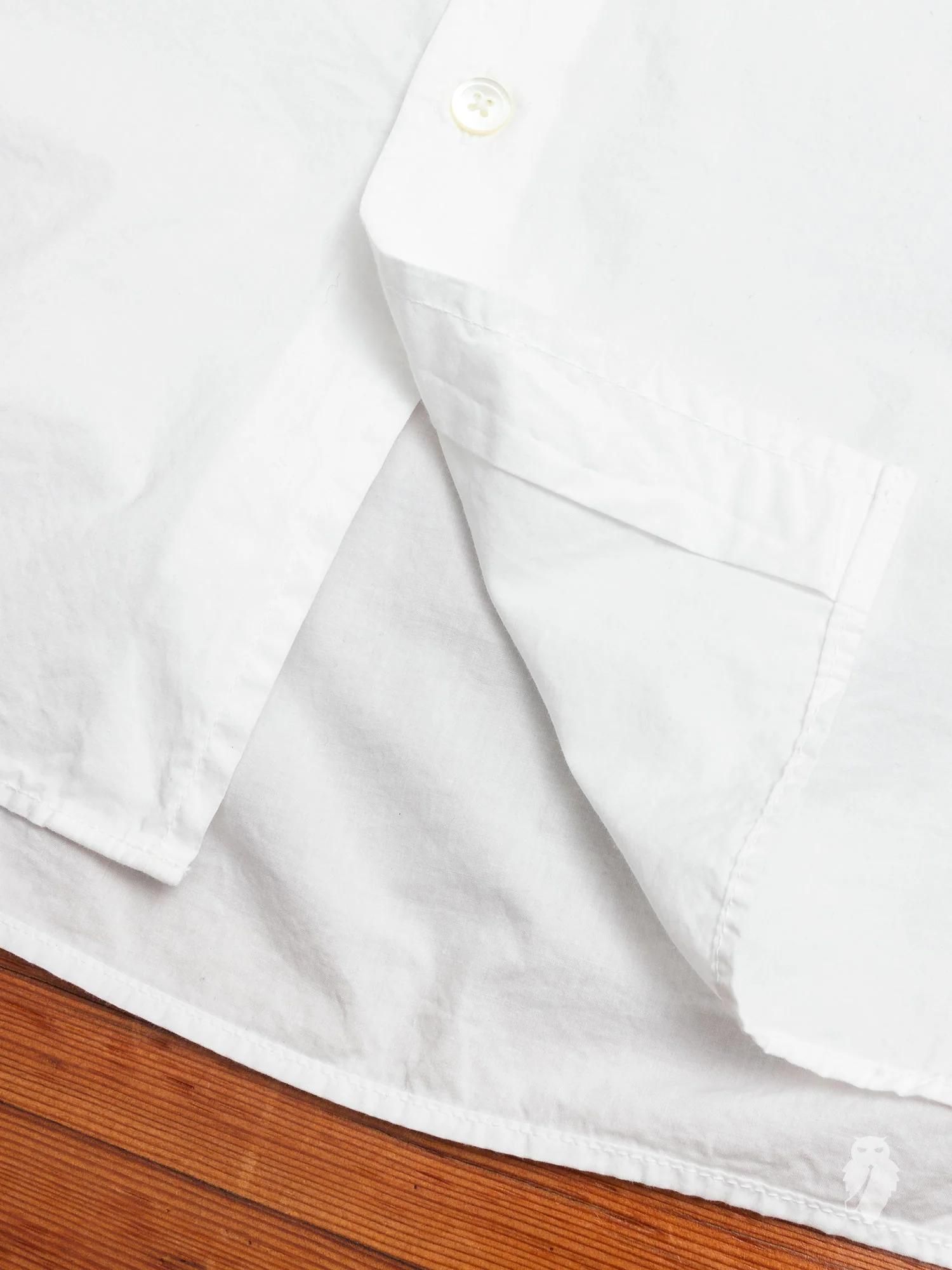 Basic Shirt in Off White - Image 7