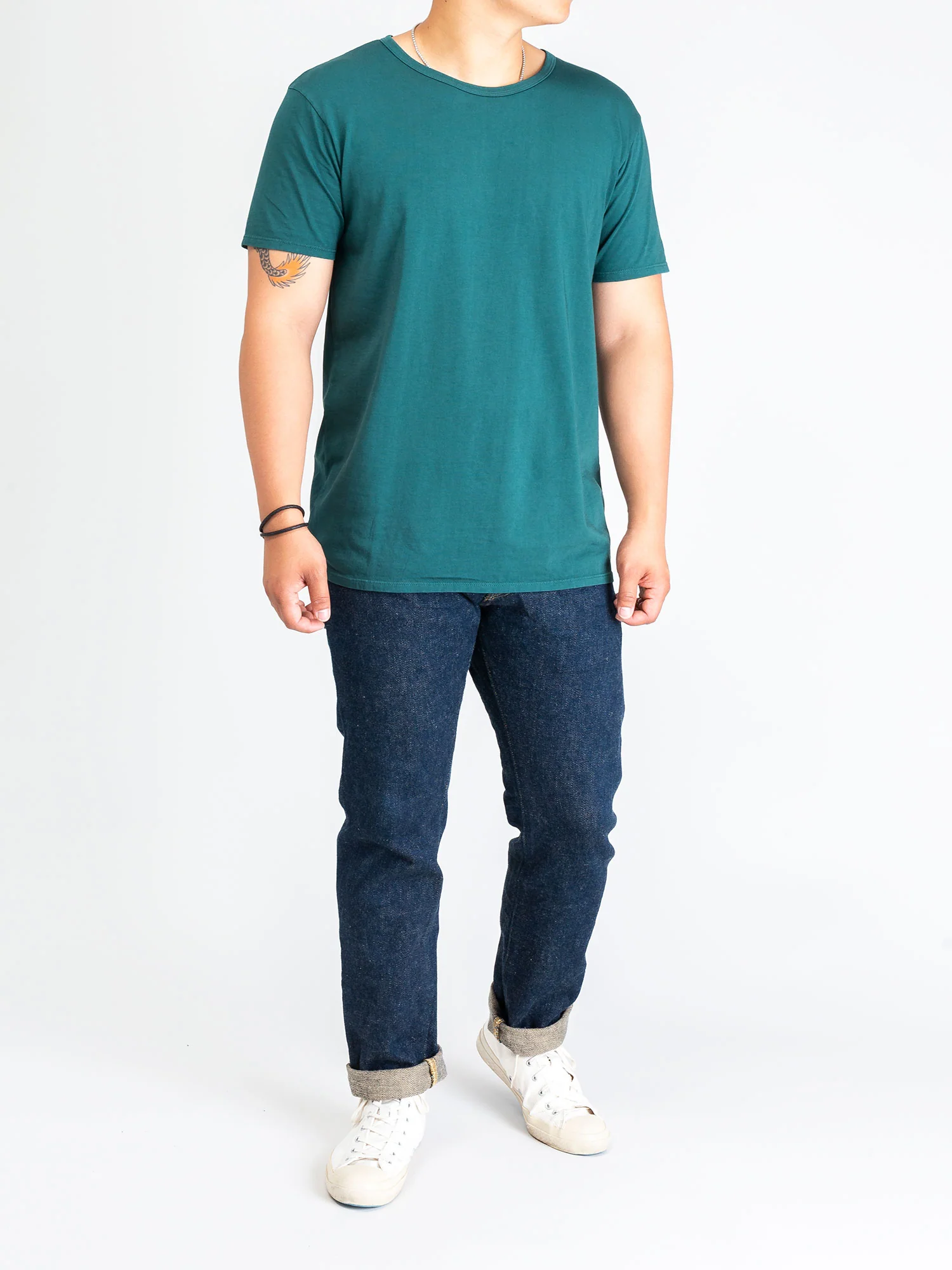Basis T-Shirt in Emerald - Image 7