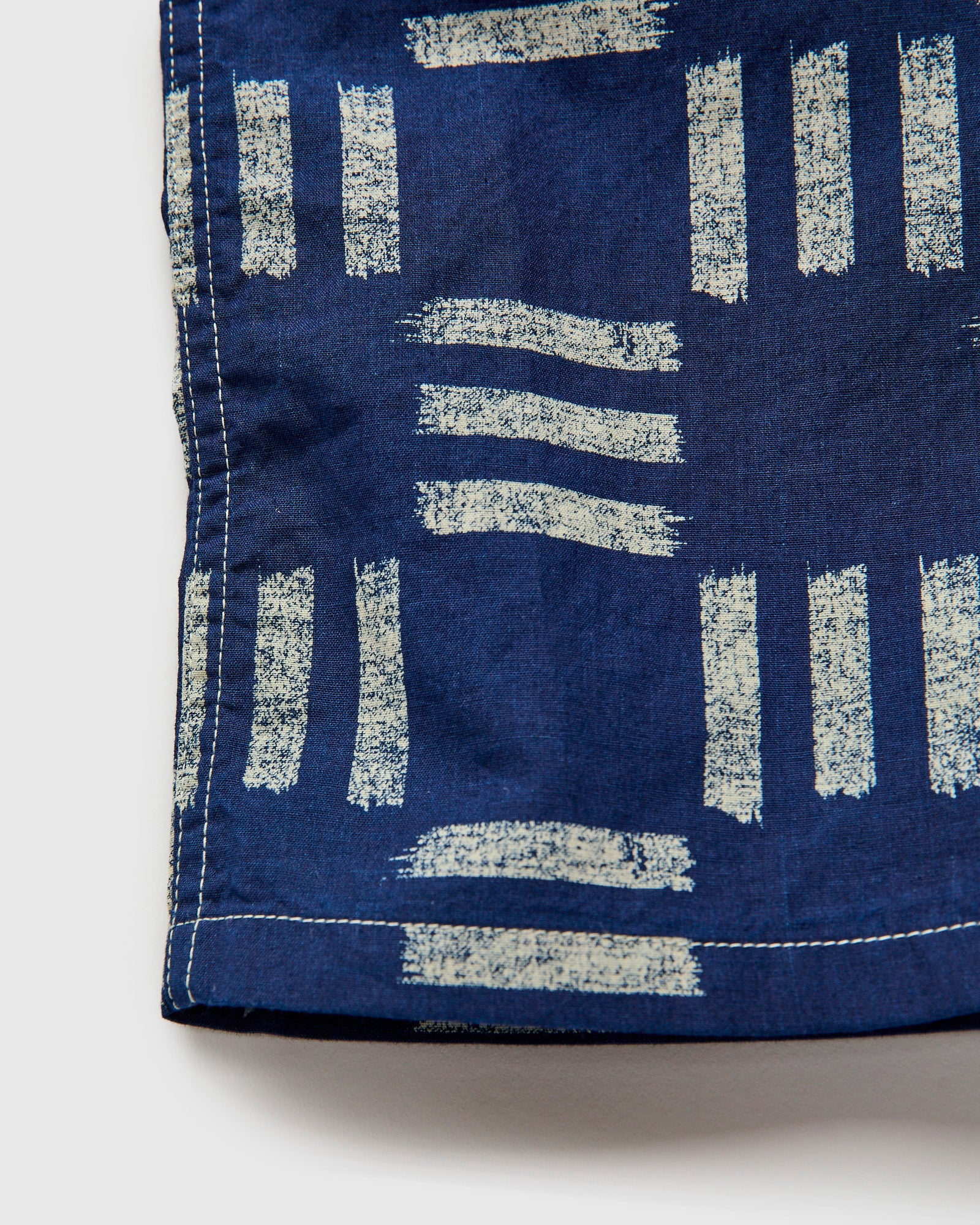 Bassen Hawaiian Shirt in Indigo Check - Image 6