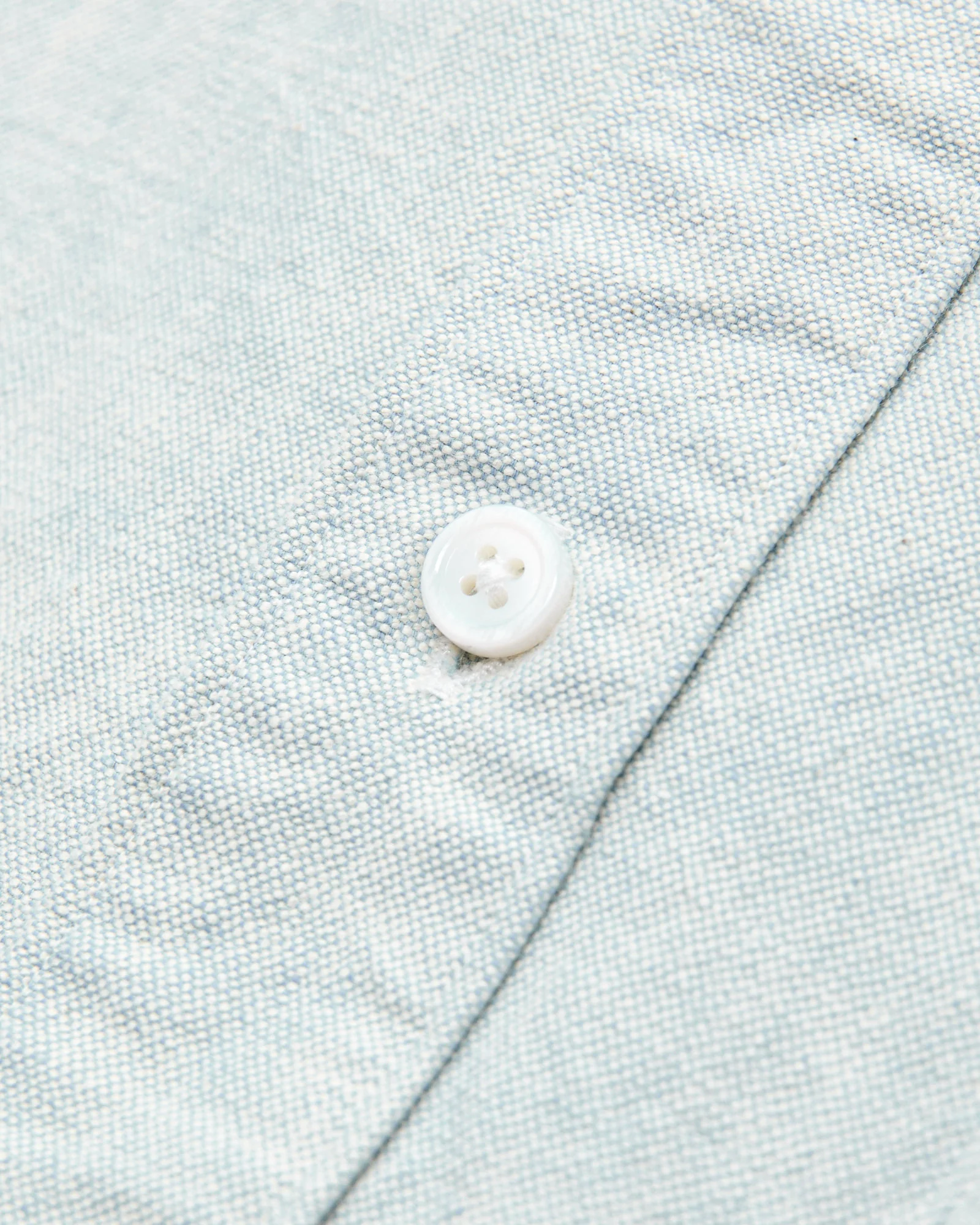 BD Oxford Shirt in Light Indigo - Image 5