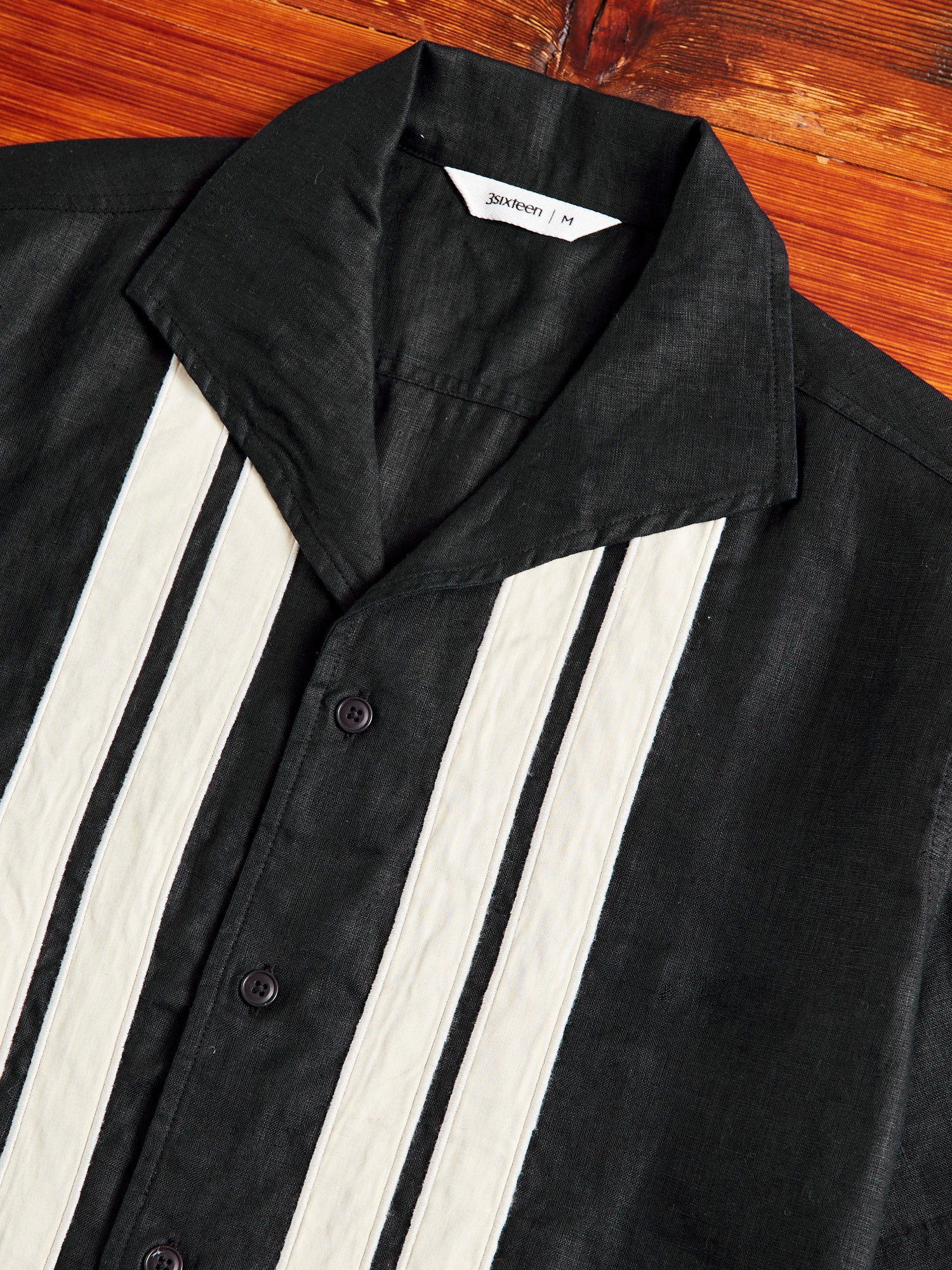 Border Applique Leisure Shirt in Black/Natural - Image 3