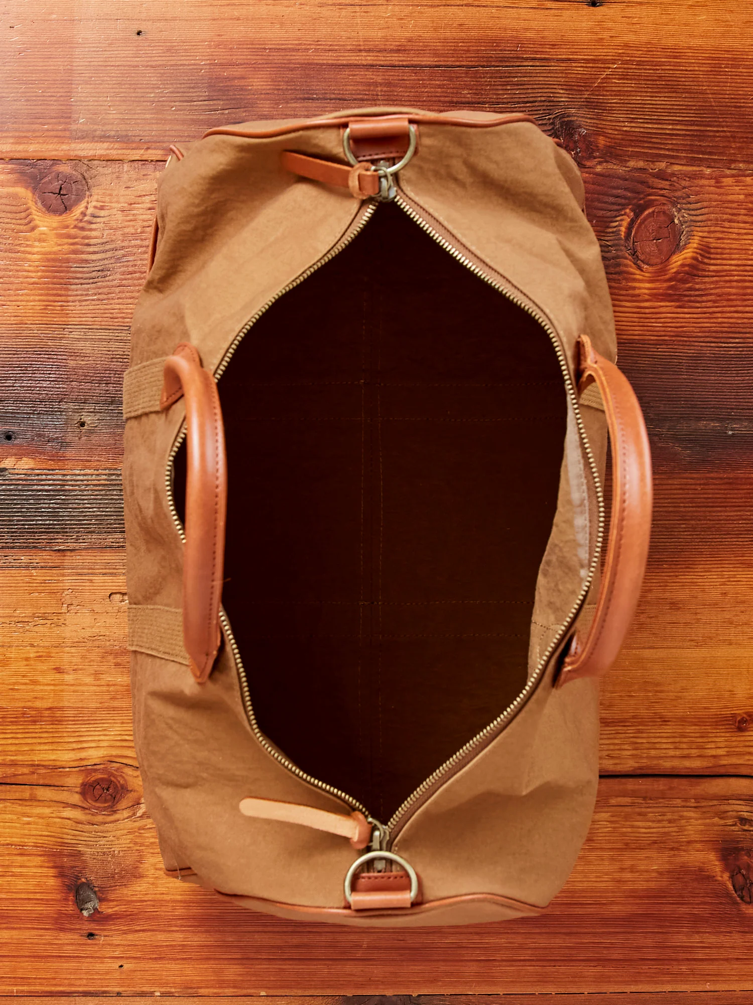 Boston Bag in Coyote - Image 8