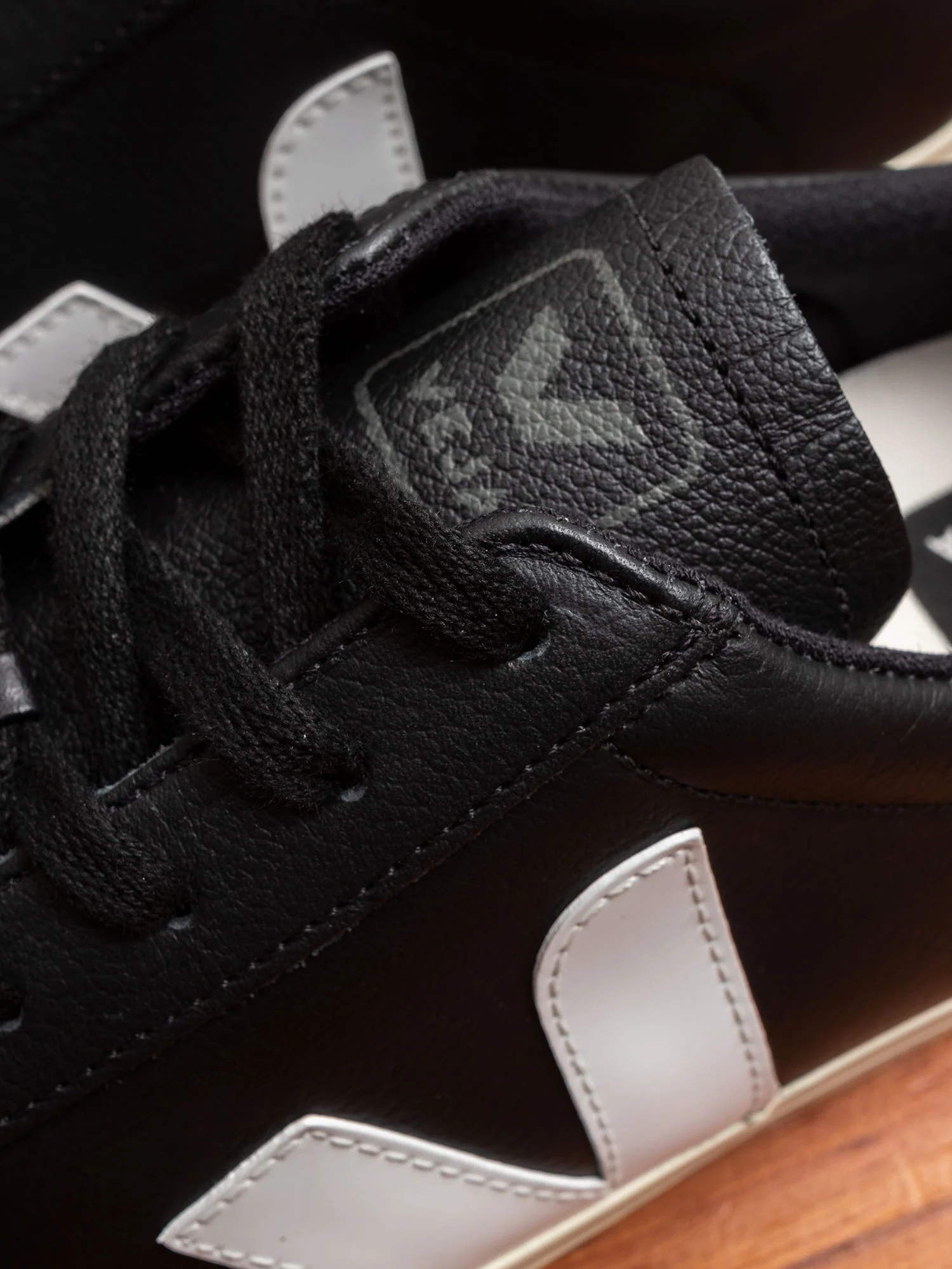 Campo Sneaker in Black White - Image 4