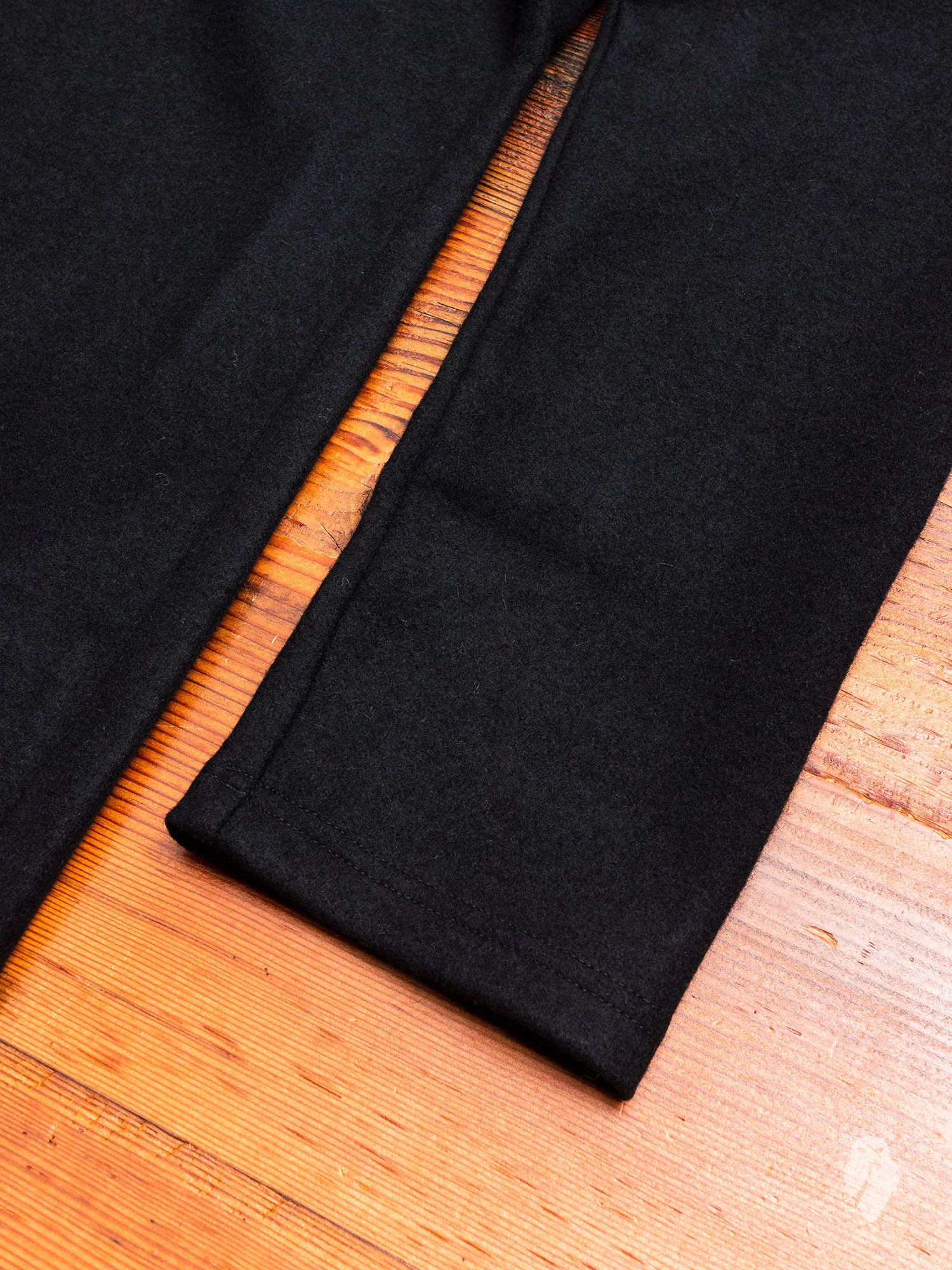 Cashmere Drop Shoulder Sweater in Black - Image 4
