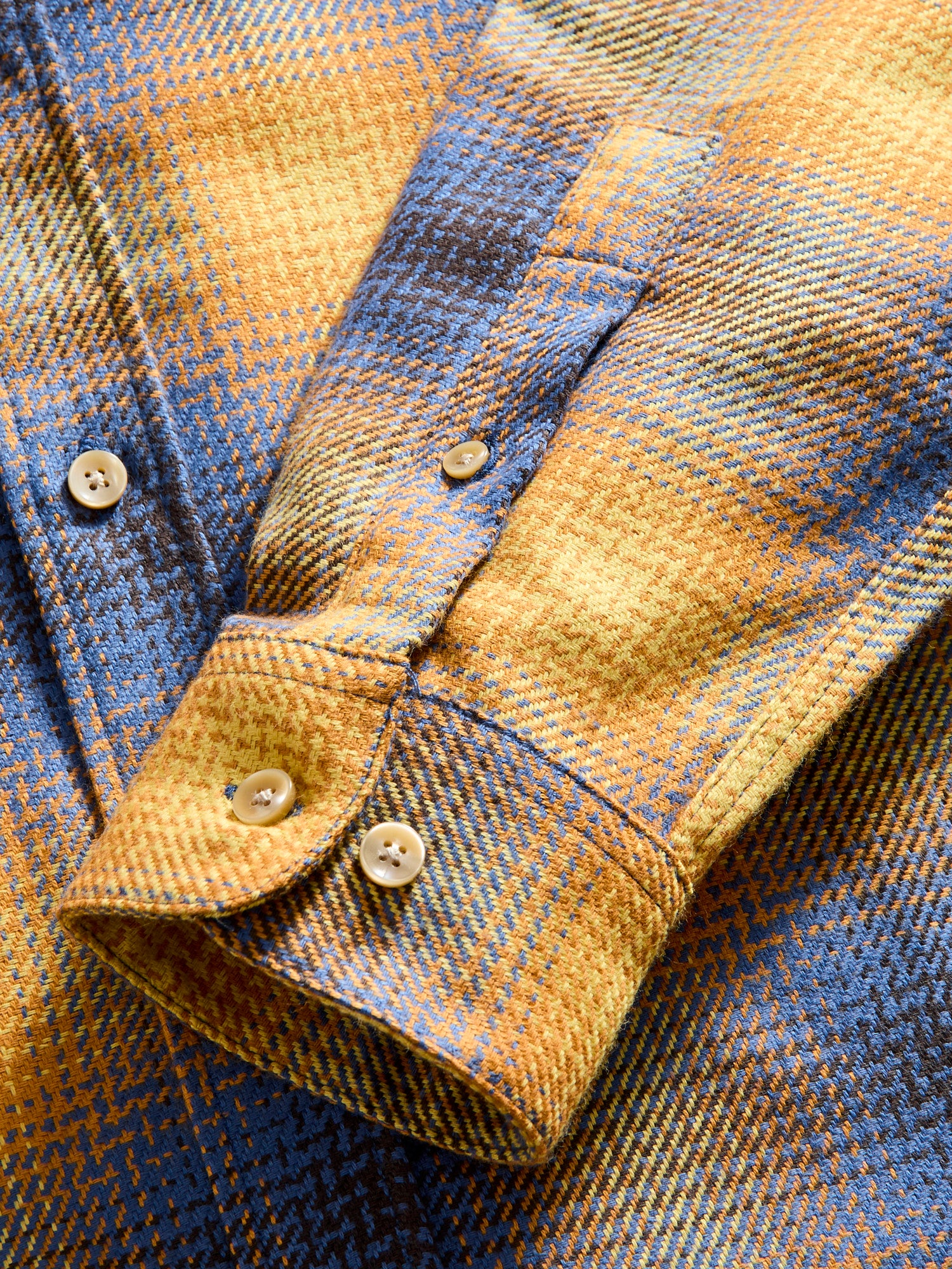 Cerejeira Button-Up Shirt in Sunburst - Image 6