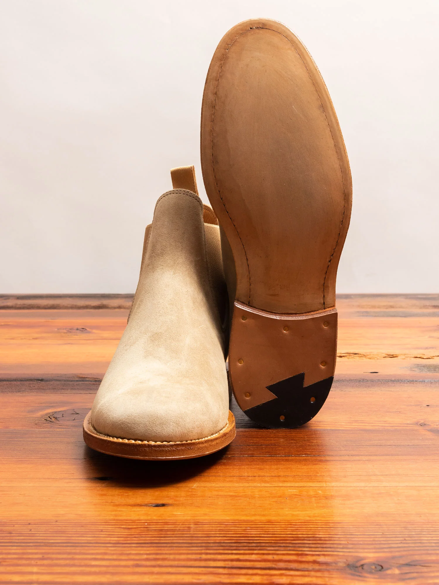 Chelsea Boot 2050 in Milkshake Calf Suede - Image 2