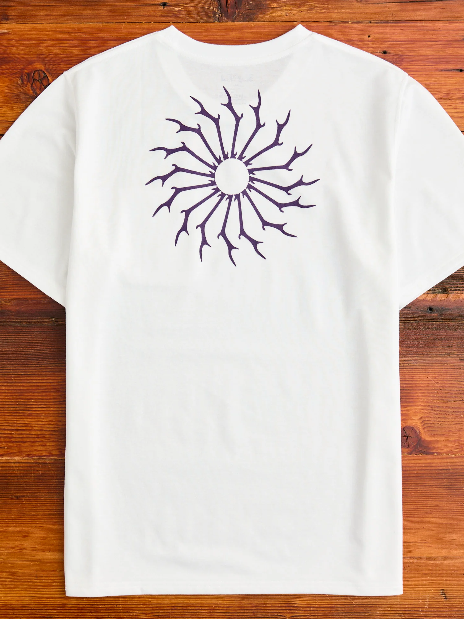 Circle Horn Round Pocket T-Shirt in White - Image 8