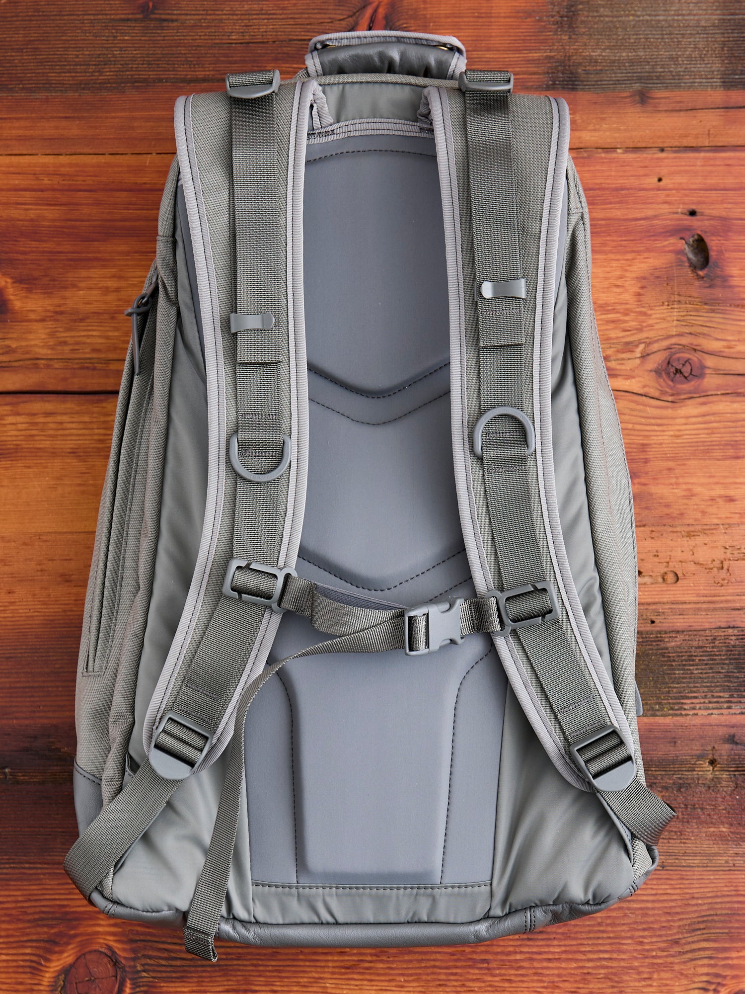 Cordura 22L Backpack in Grey Lambskin - Image 5