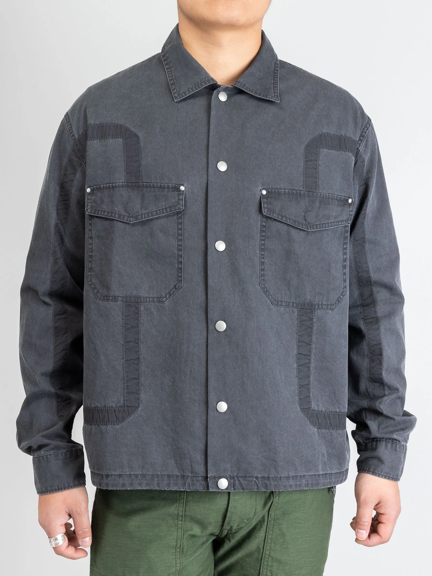 Cotton Poplin Frame II Snap Overshirt in Black - Image 2