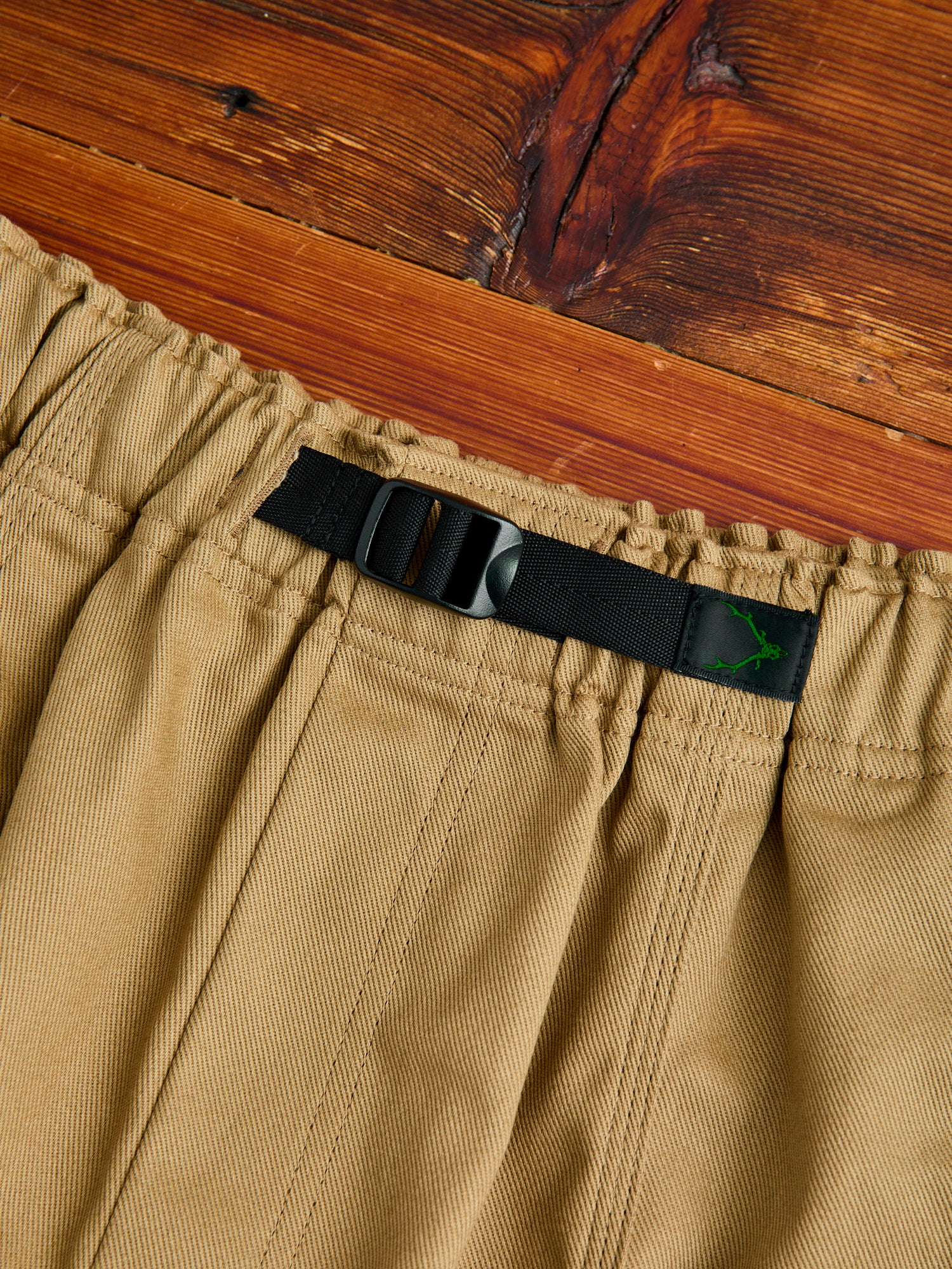 Cotton Twill Belted C.S Shorts in Khaki - Image 4