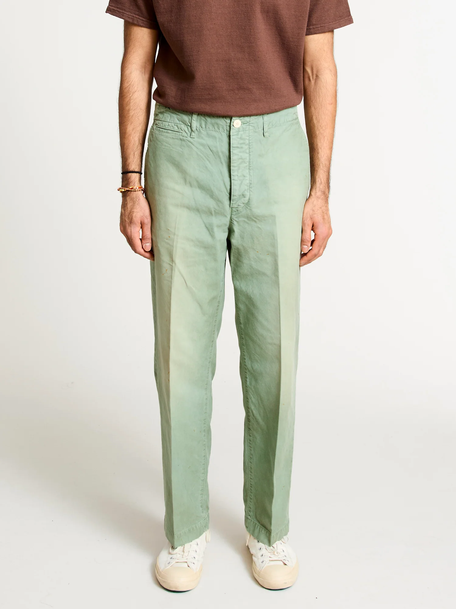 Damaged Field Chino Pants in Green - Image 2