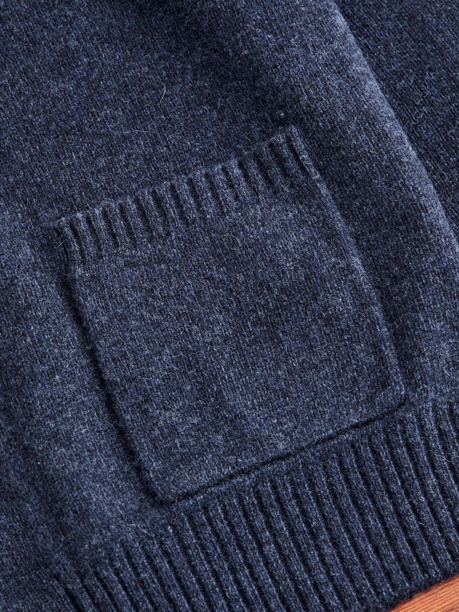 Elbow Patch 7G Cardigan in Navy - Image 4