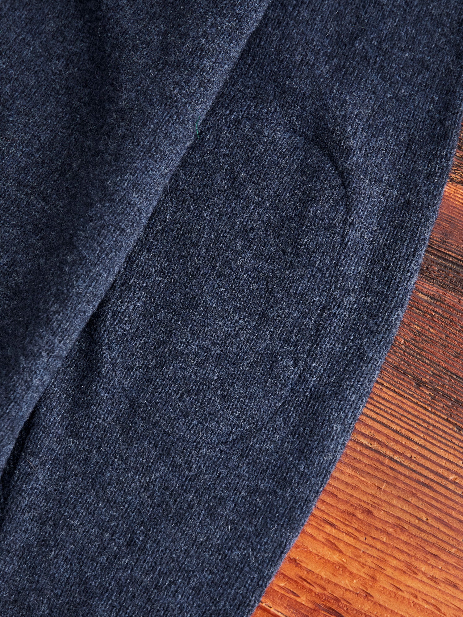 Elbow Patch 7G Cardigan in Navy - Image 9