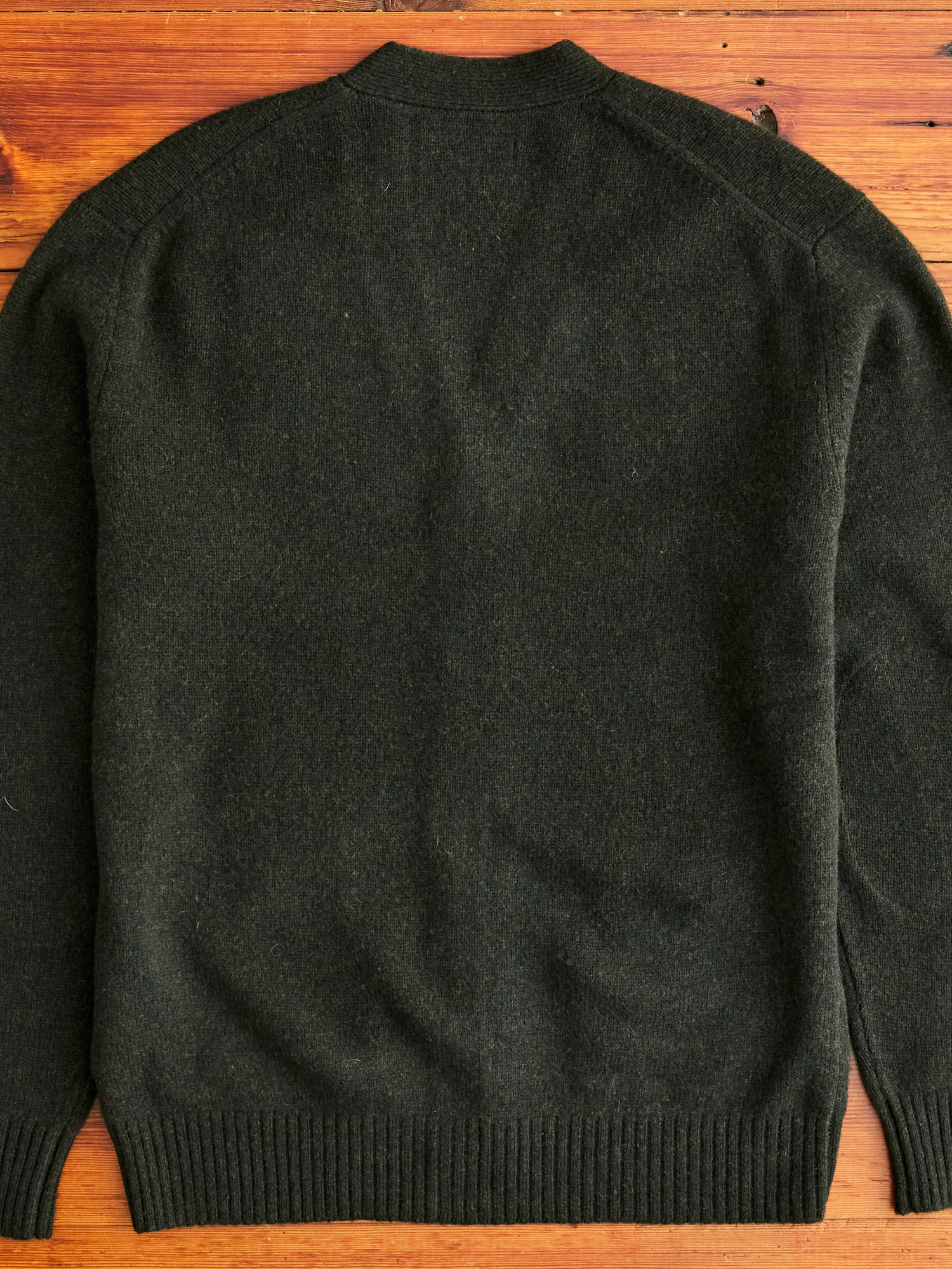 Elbow Patch 7G Cardigan in Olive - Image 8