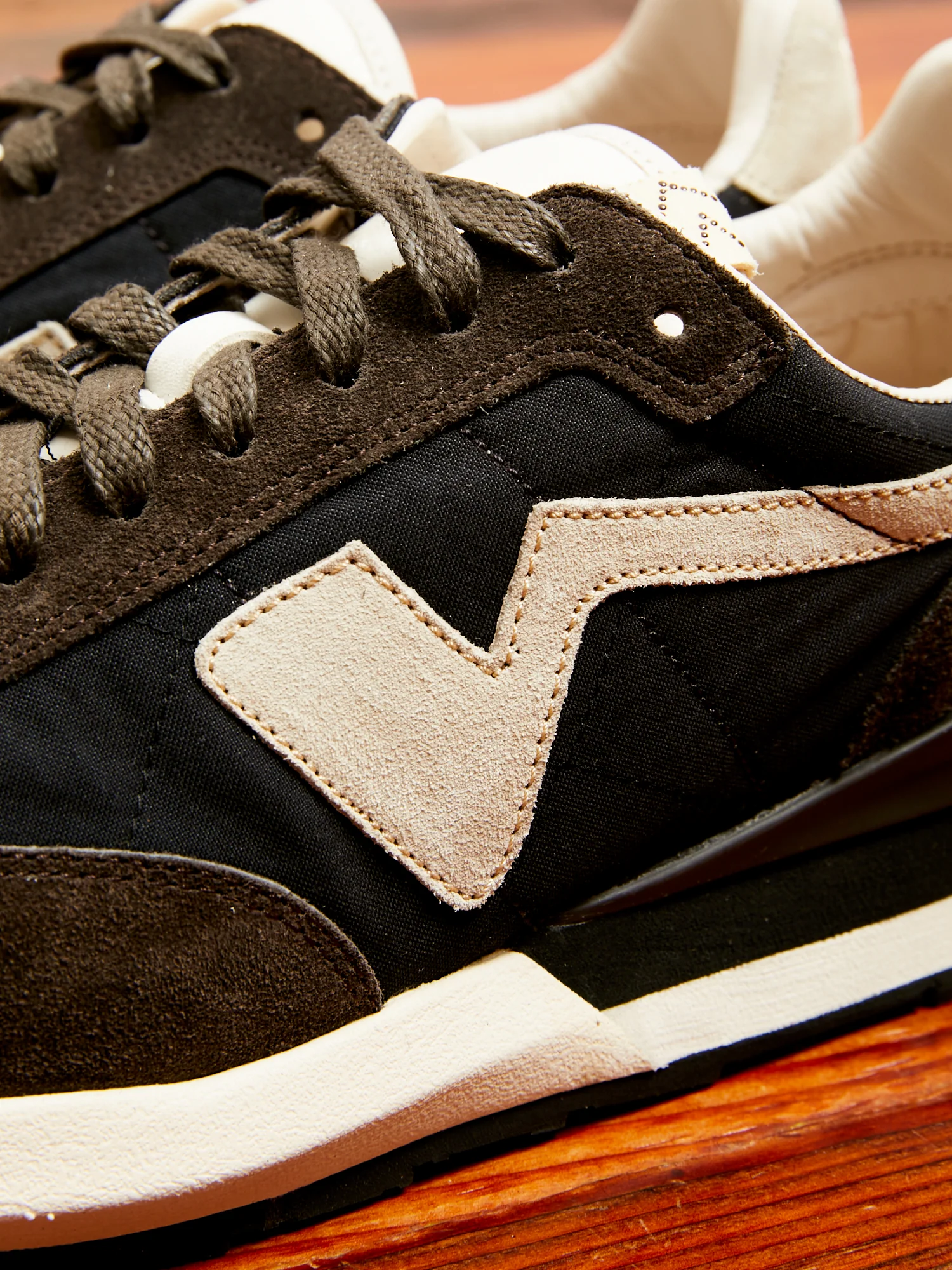 FKT Runner in Black - Image 5