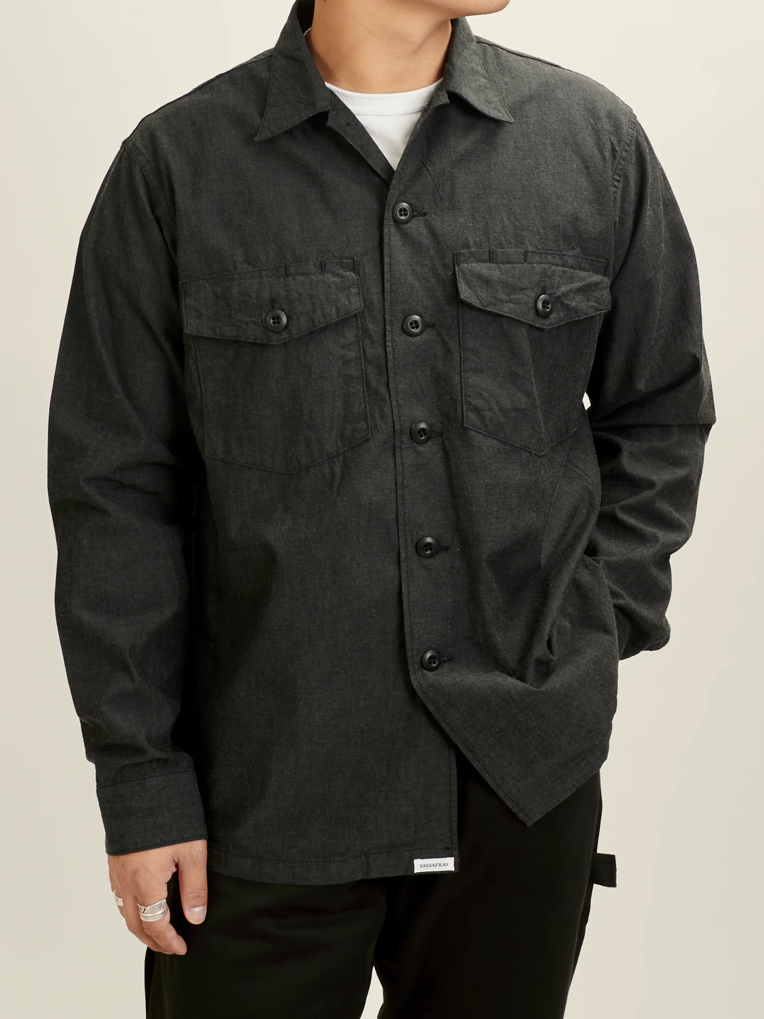 Gardener Half Overshirt in Black Chambray - Image 2