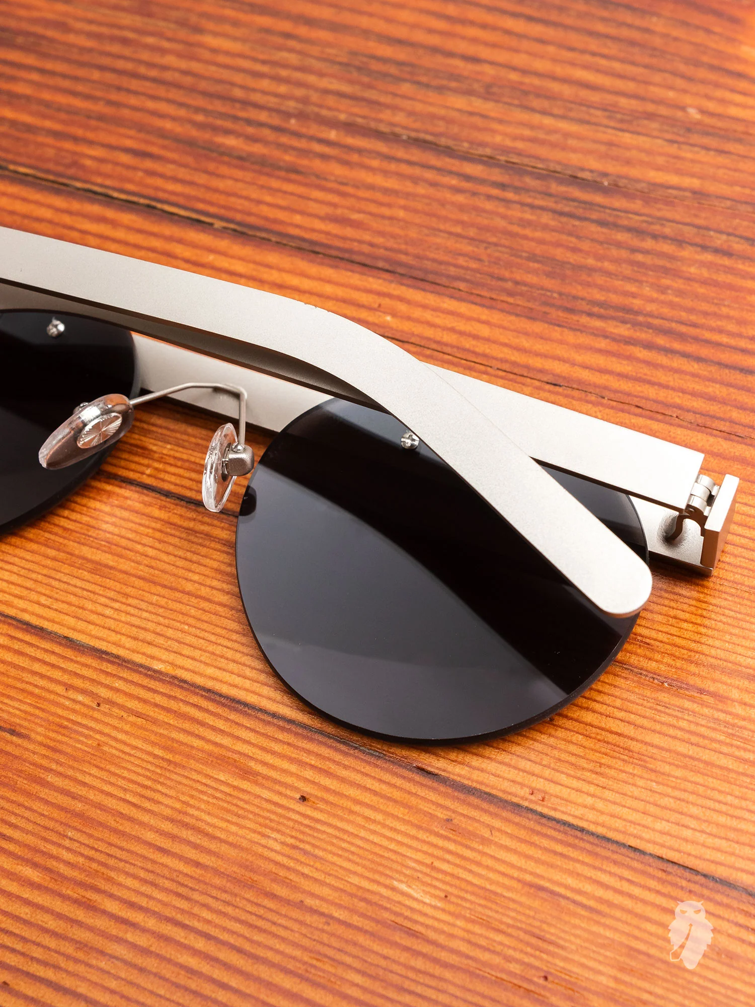 "Stable" Sunglasses in Silver - Image 3