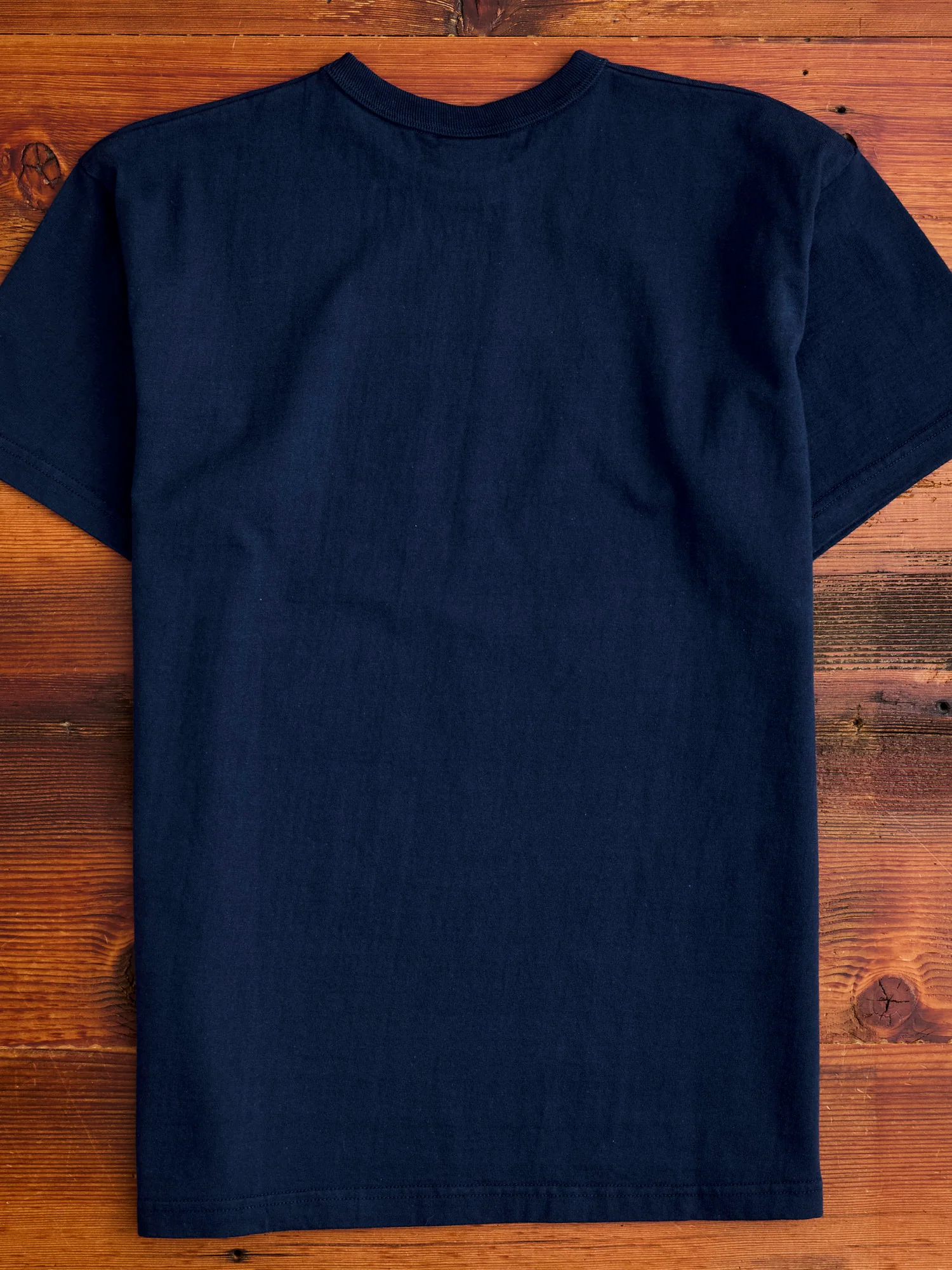 Heavyweight T-Shirt in Navy - Image 6