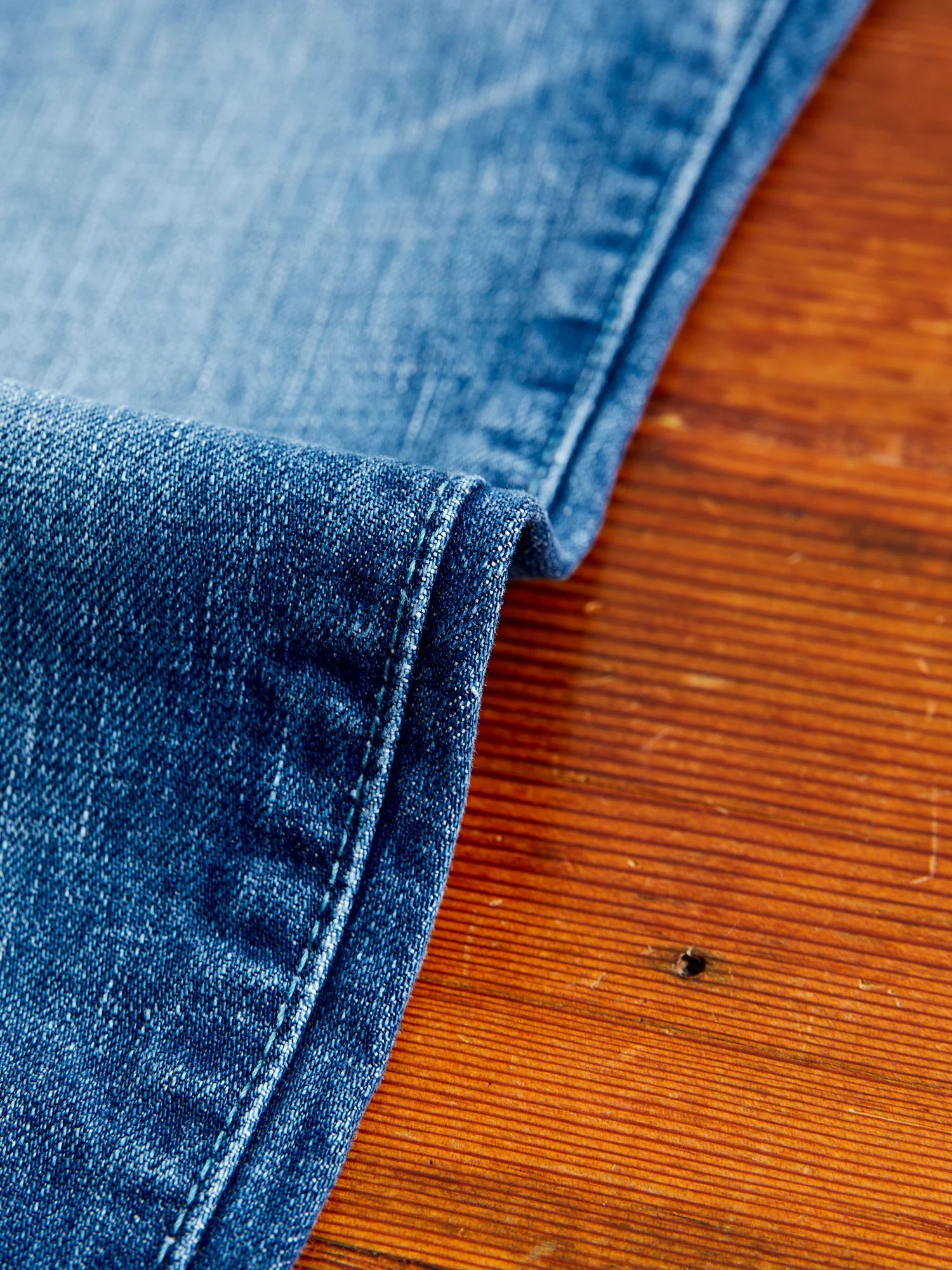 J201-MID "Circle Washed" 14.8oz Washed Selvedge Denim - Tapered Fit - Image 7