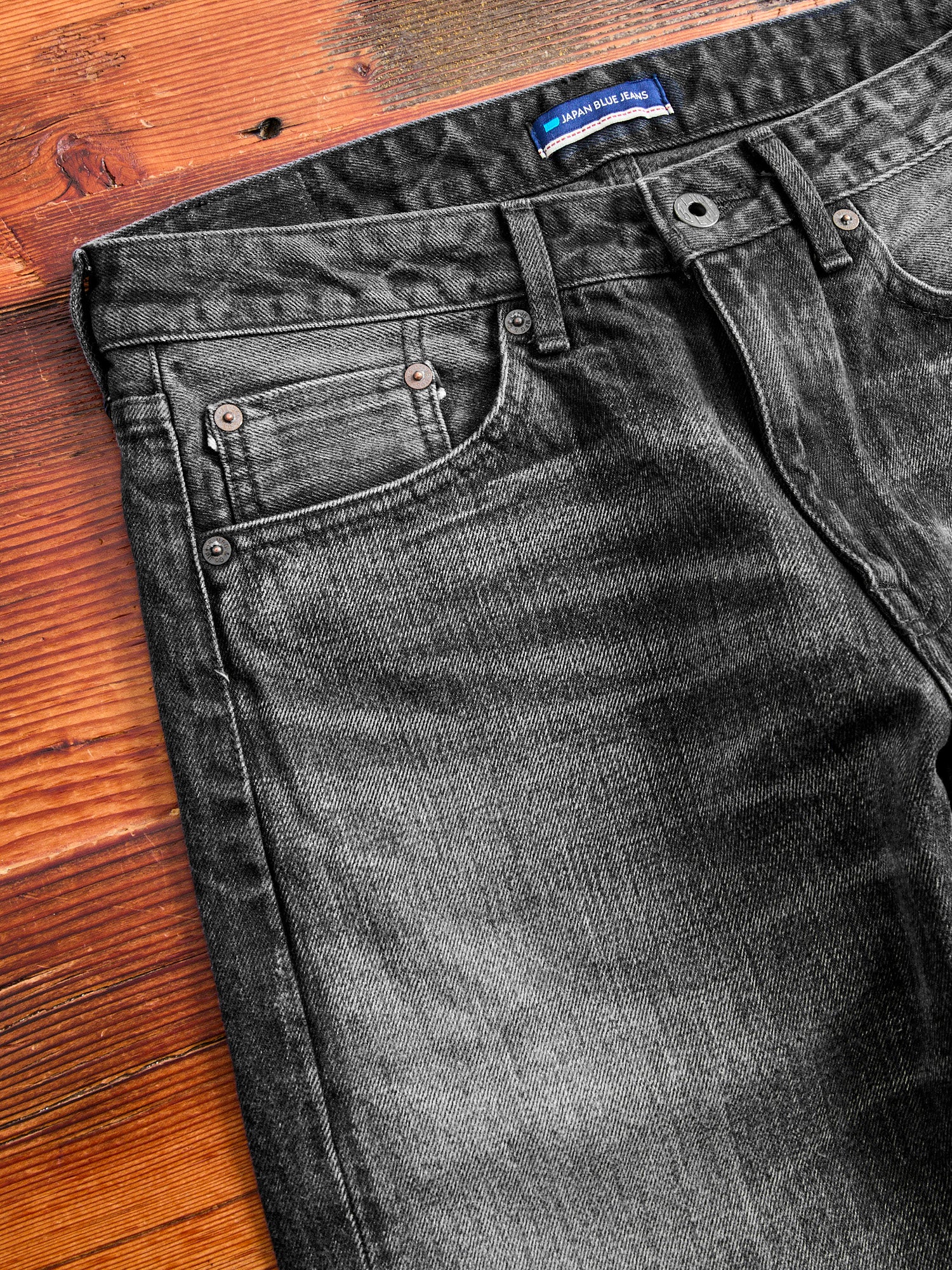 J214 "Aged Wash" 14oz Black Washed Selvedge Denim - Tapered Fit - Image 6