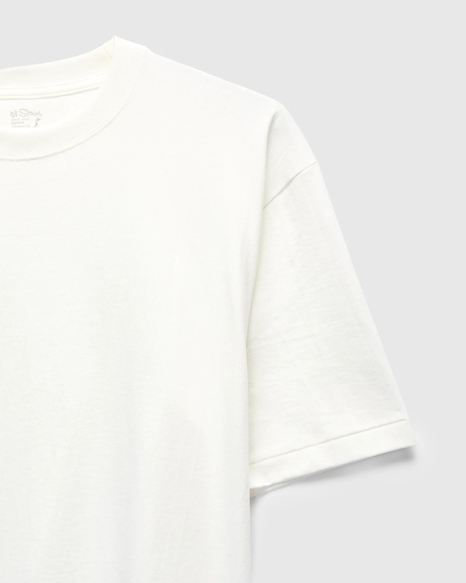 Just T-Shirt in White - Image 5
