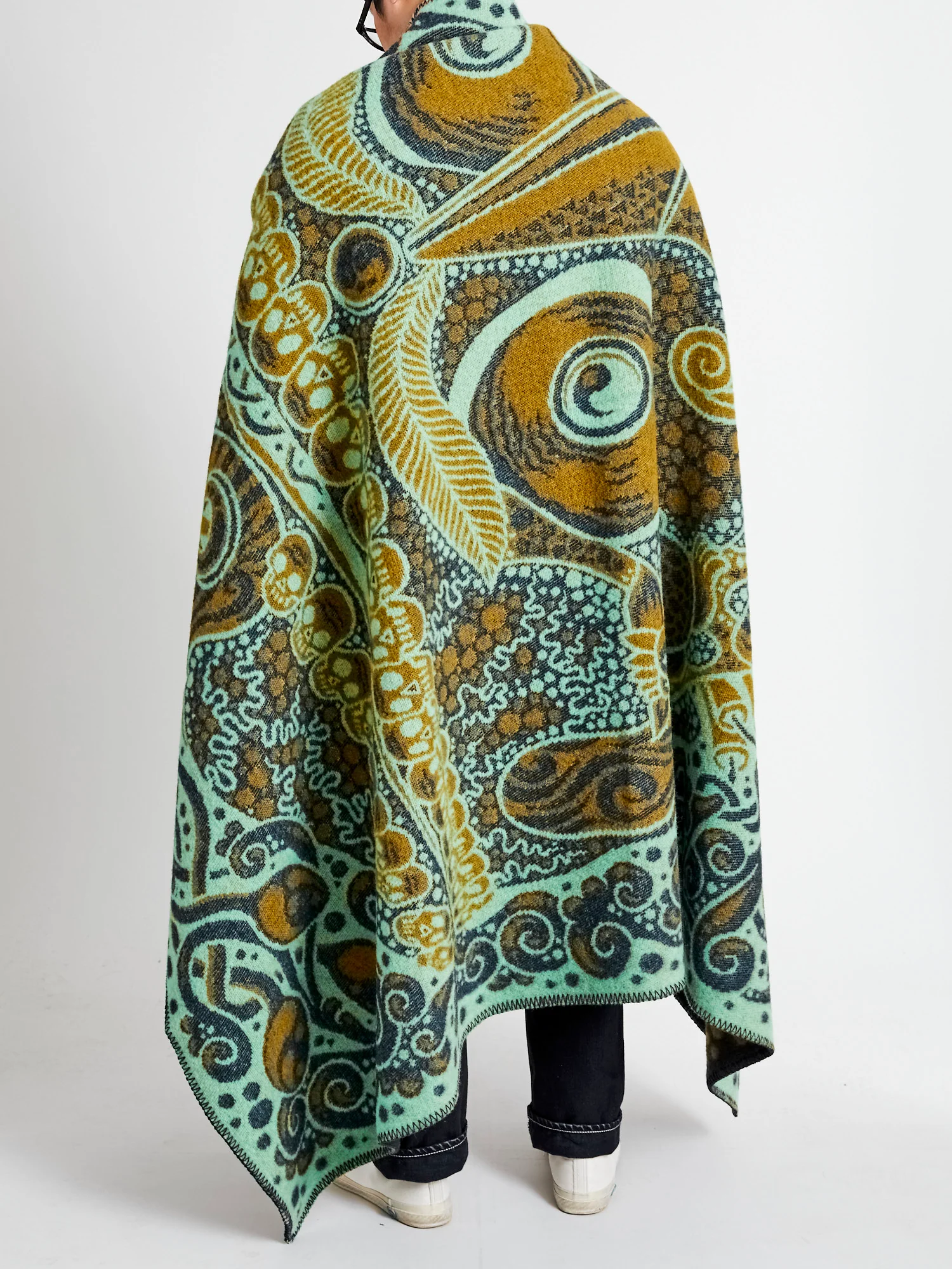 "Kapala" Norwegian Wool Blanket - Image 6