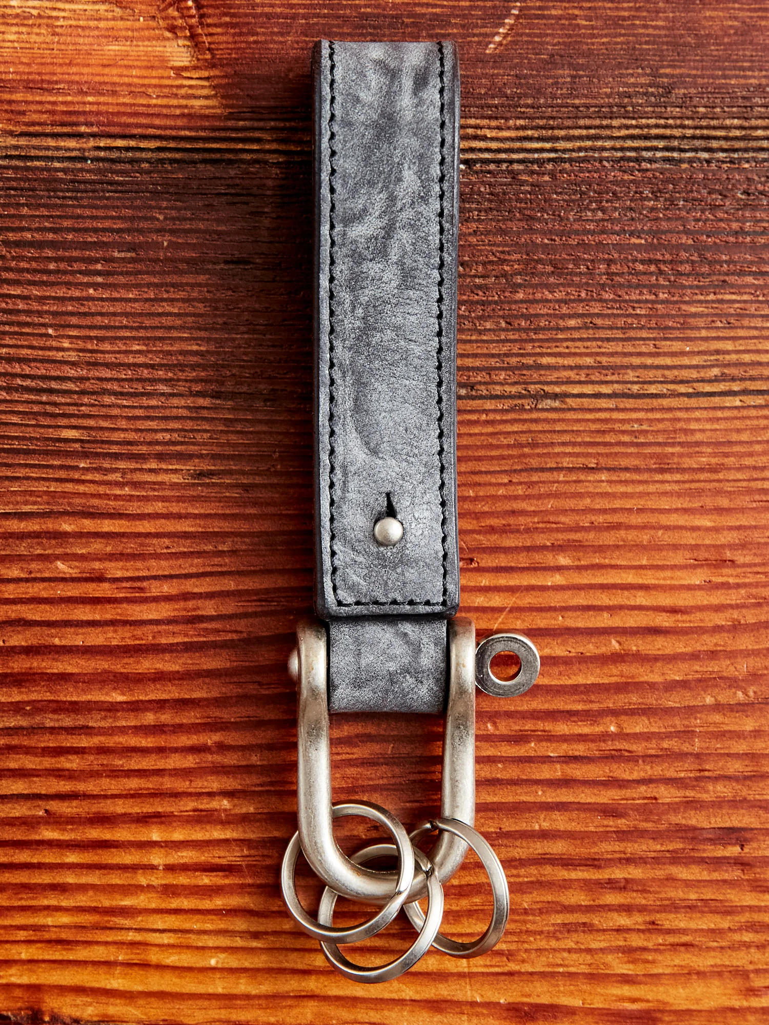 Key Shackle in Black - Image 5