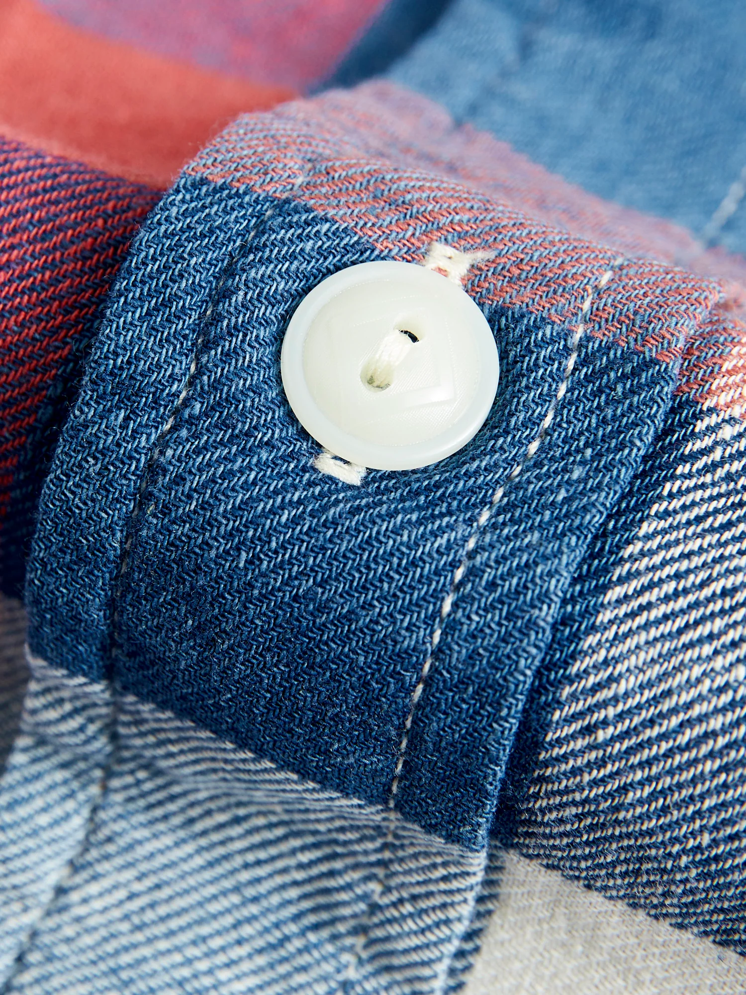 Lee Cotton-Linen Workshirt in Red/Indigo Plaid - Image 6