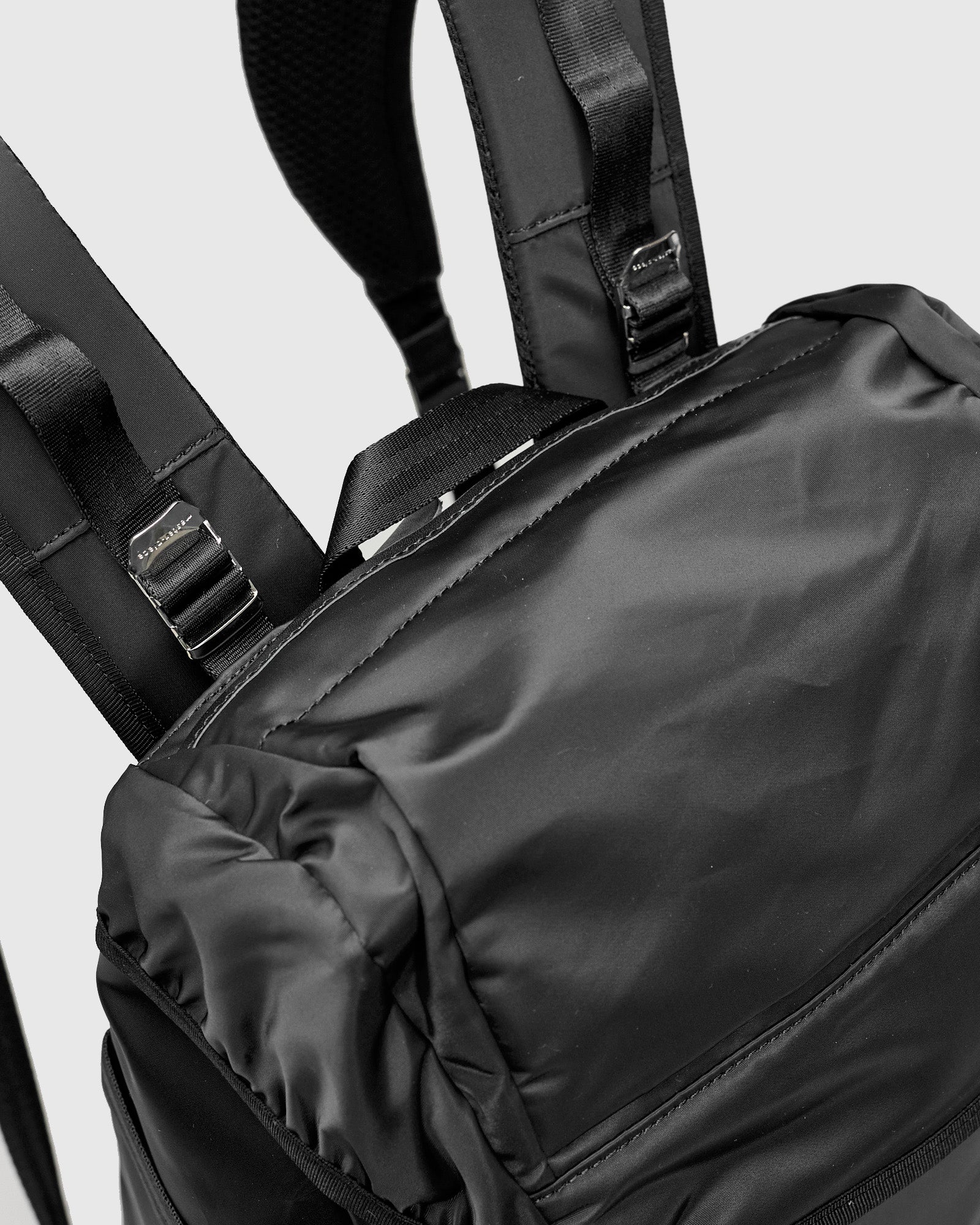 Lightning V2 Backpack in Black - Image 6