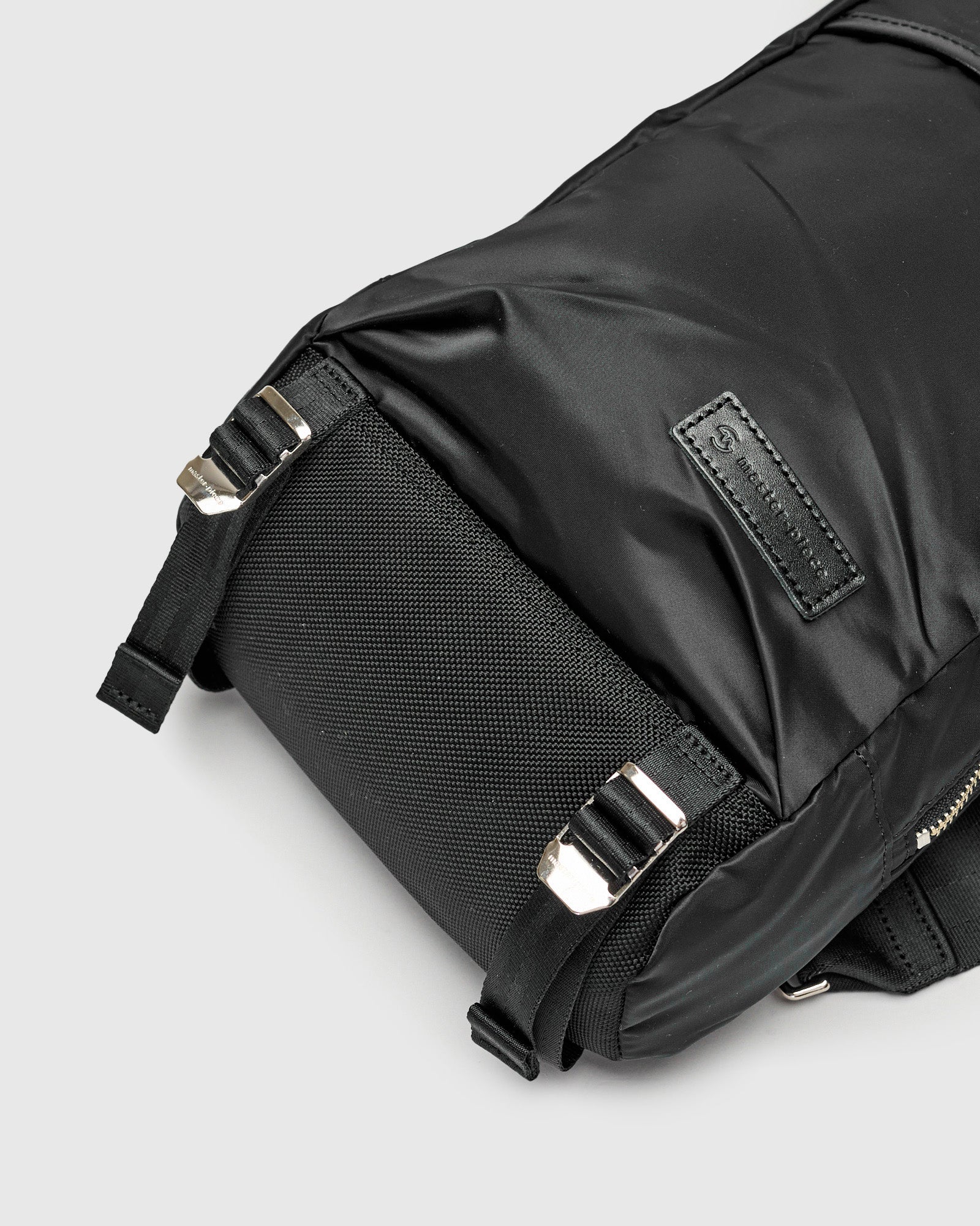Lightning V2 Shoulder Sling Bag in Black - Image 8