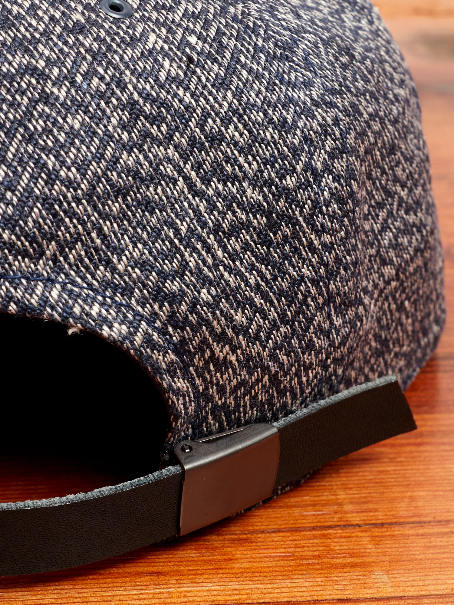 Linen Dyed Cap in Navy - Image 6