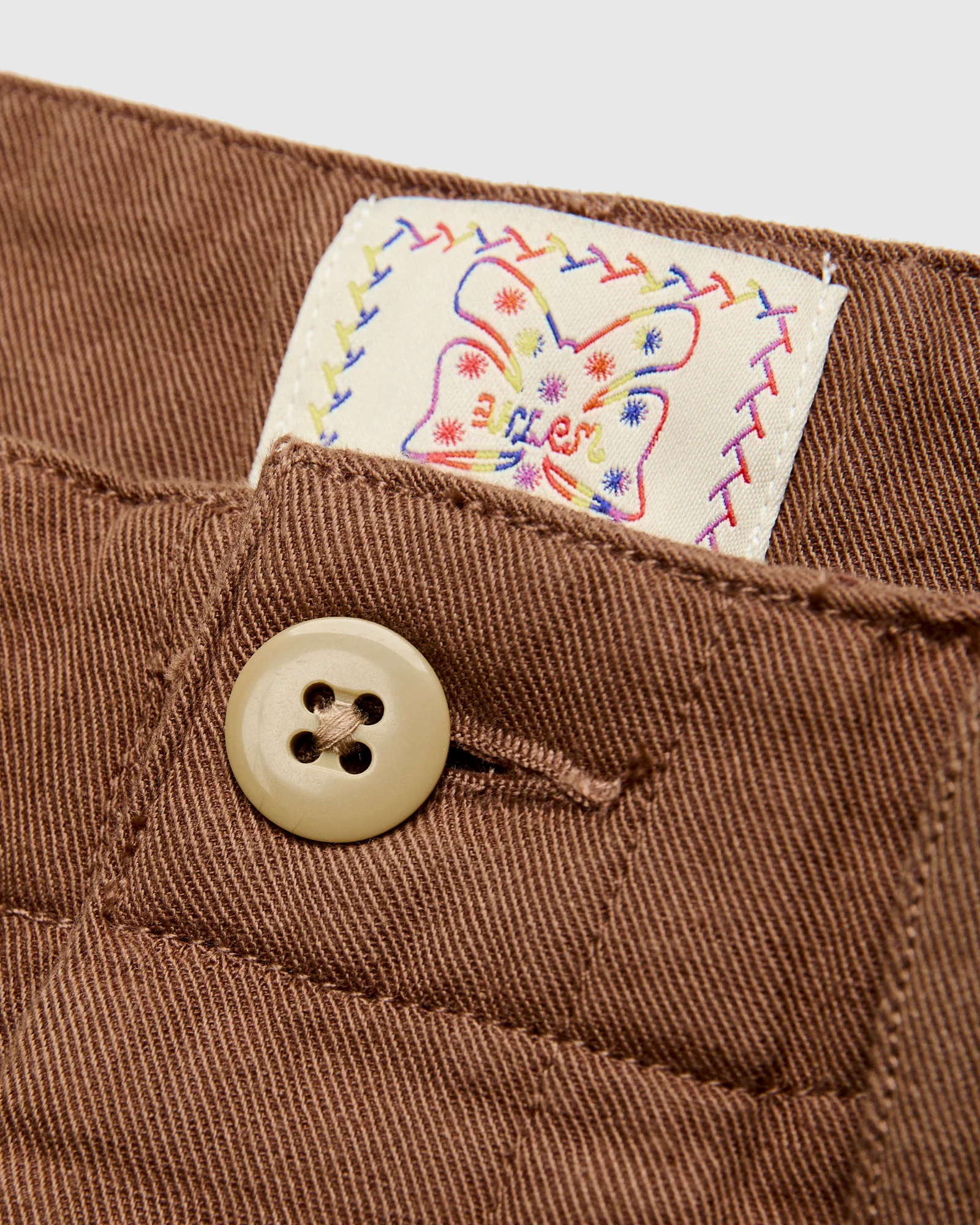 Linen Pleated Chino in Churro Brown - Image 7