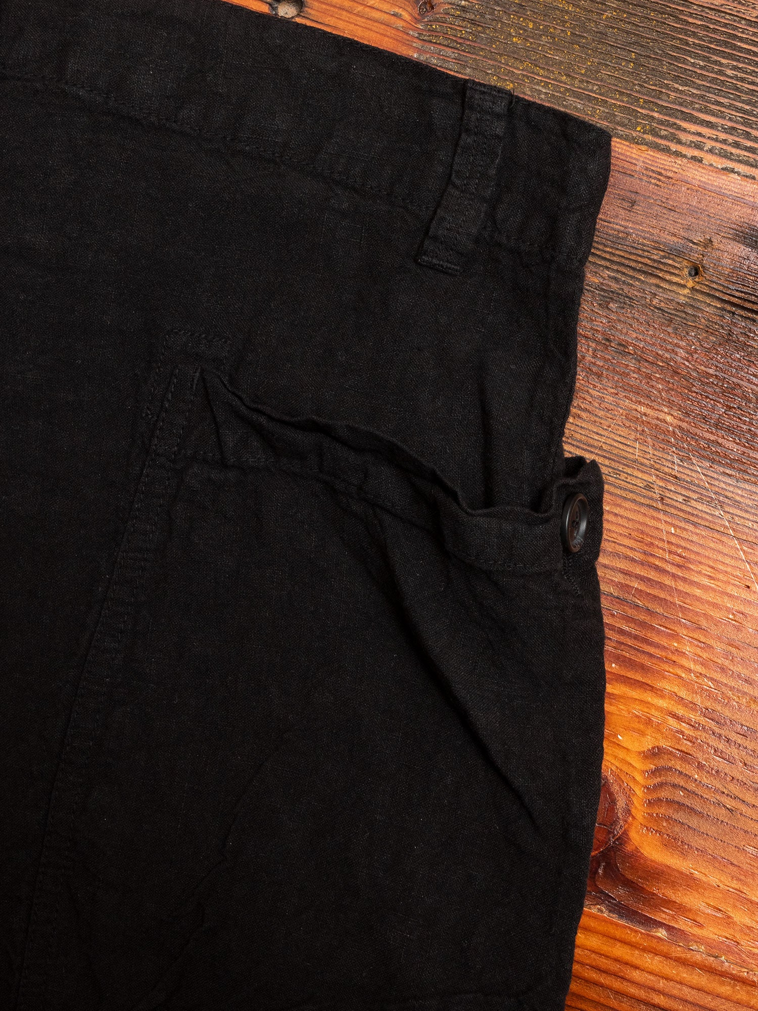 Linen Work Shorts in Black - Image 8