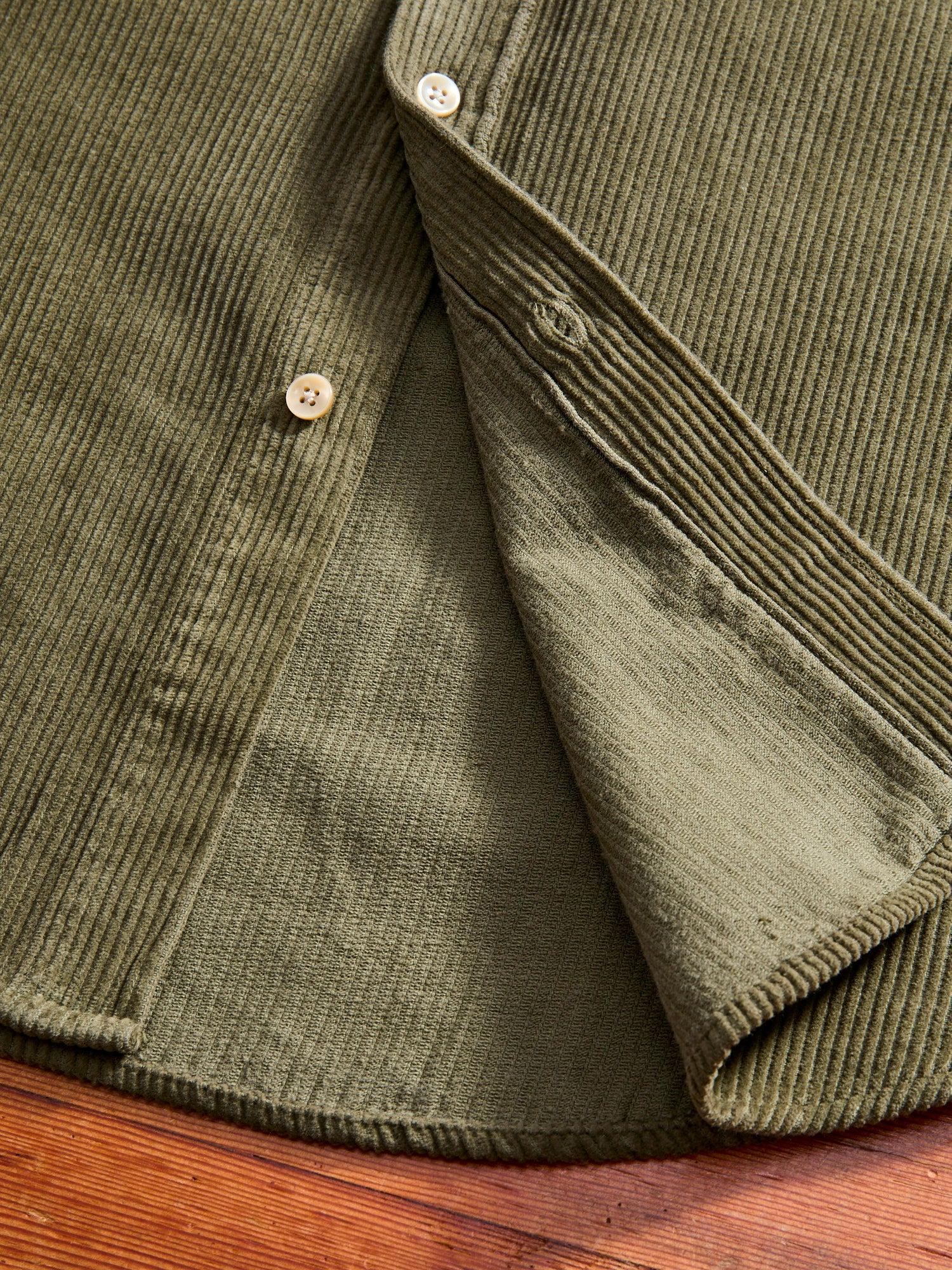 Lobo Button-Up Shirt in Olive - Image 8