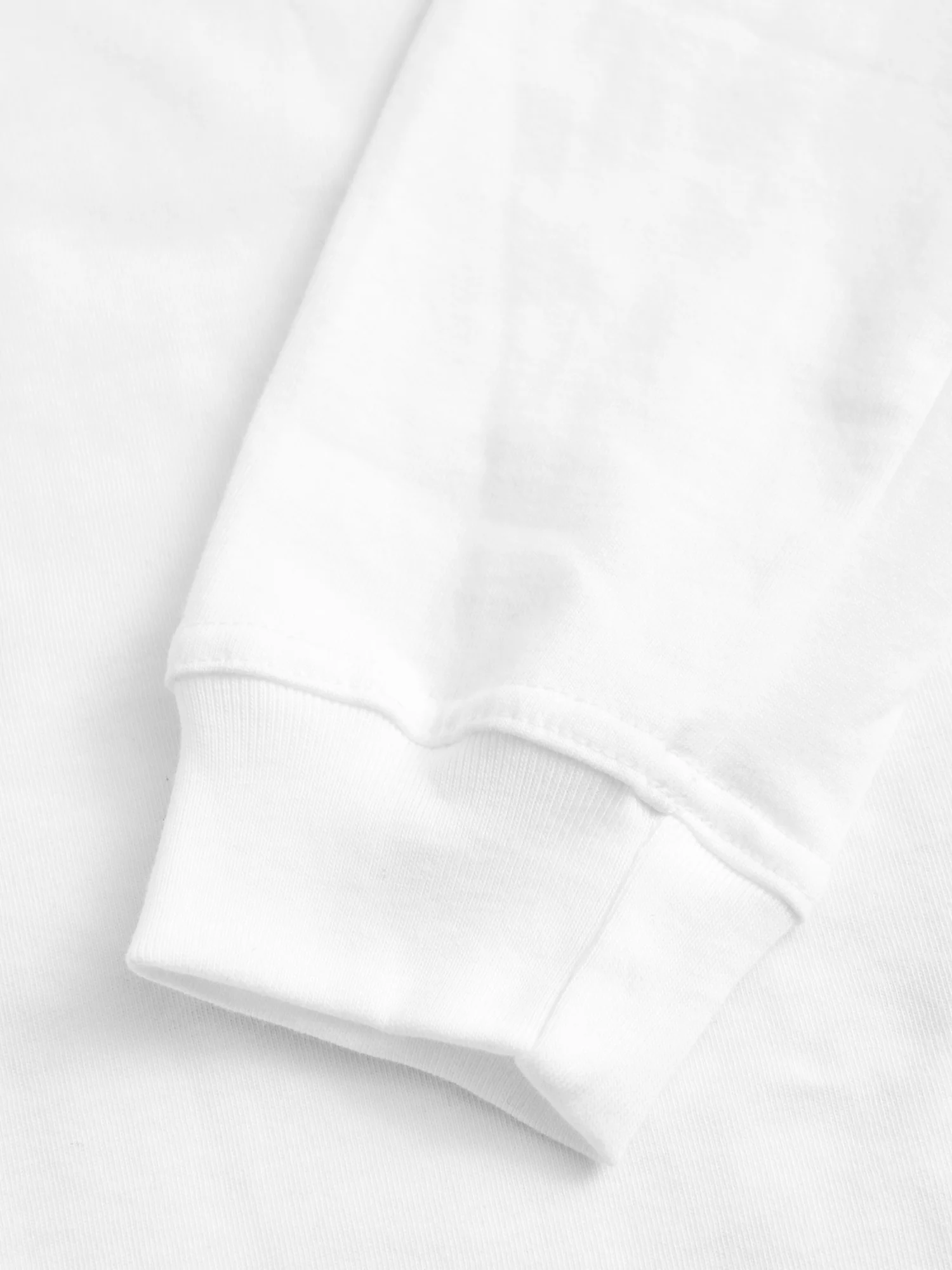 Long Sleeve Pocket T-Shirt in White - Image 5