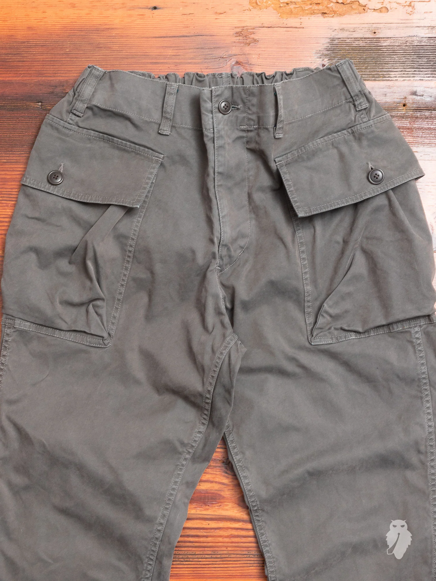 M43 Trousers in Charcoal - Image 3