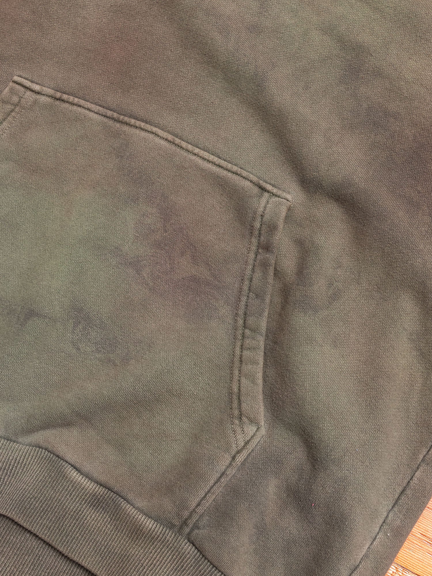Marble Mix Beach Hoodie in Steelhead - Image 5