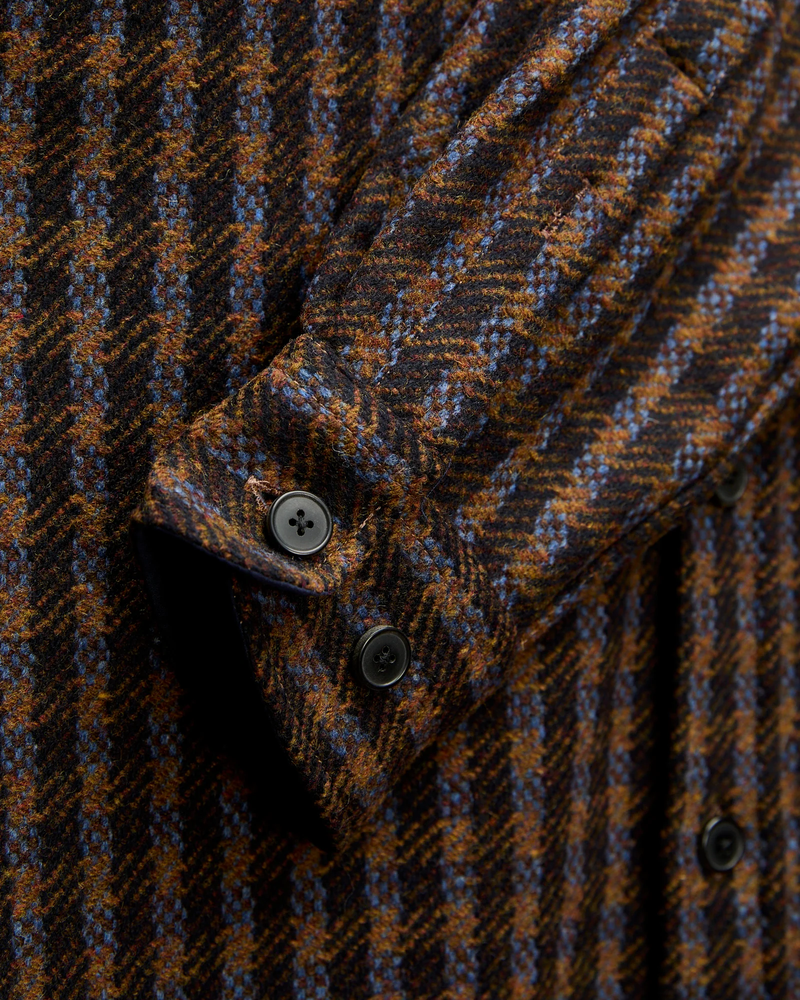 Merino Tweed Button-Up Shirt in Navy - Image 6
