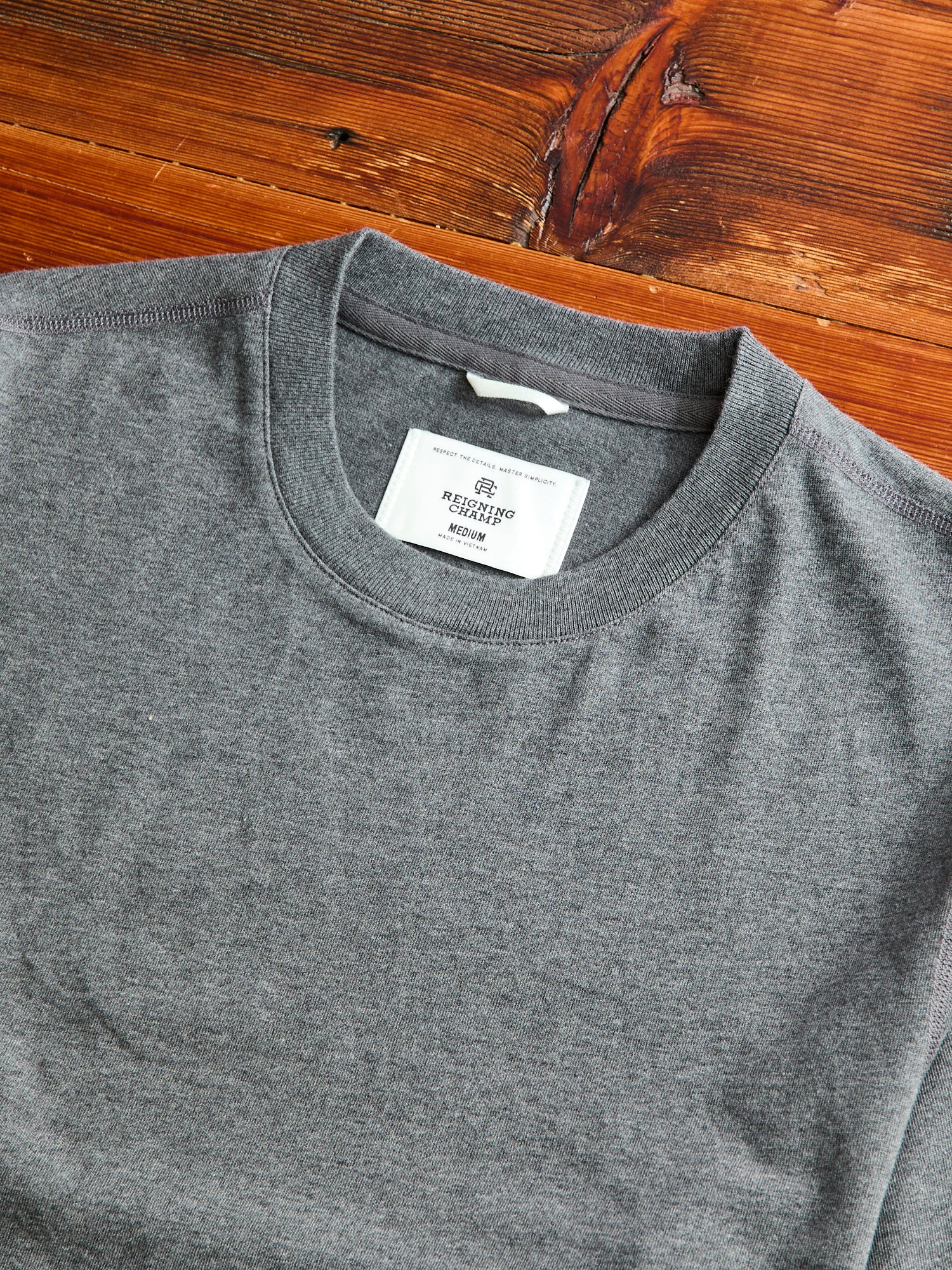Midweight Classic T-Shirt in Heather Carbon - Image 2